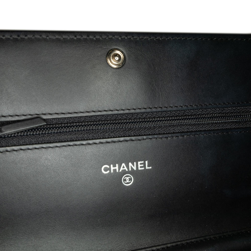 Chanel Quilted Patent Reissue 2.55 Wallet on Chain (SHG-dRKON7)