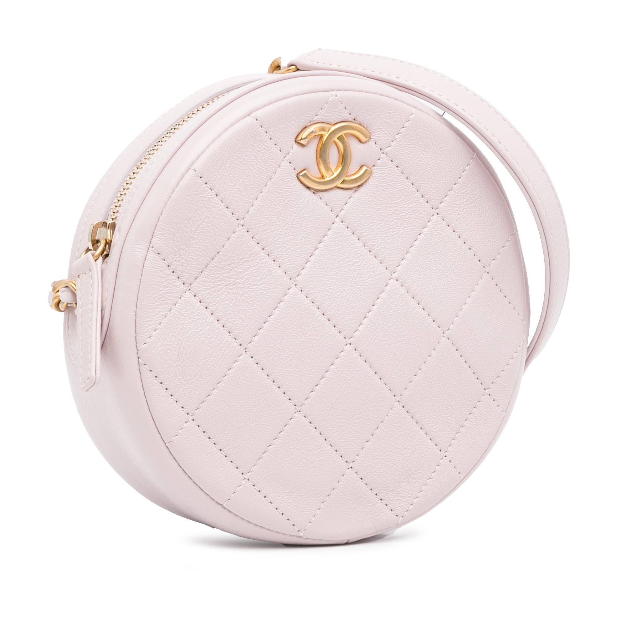 Chanel Quilted Patent Round Clutch with Chain (SHG-Hh0oWh)