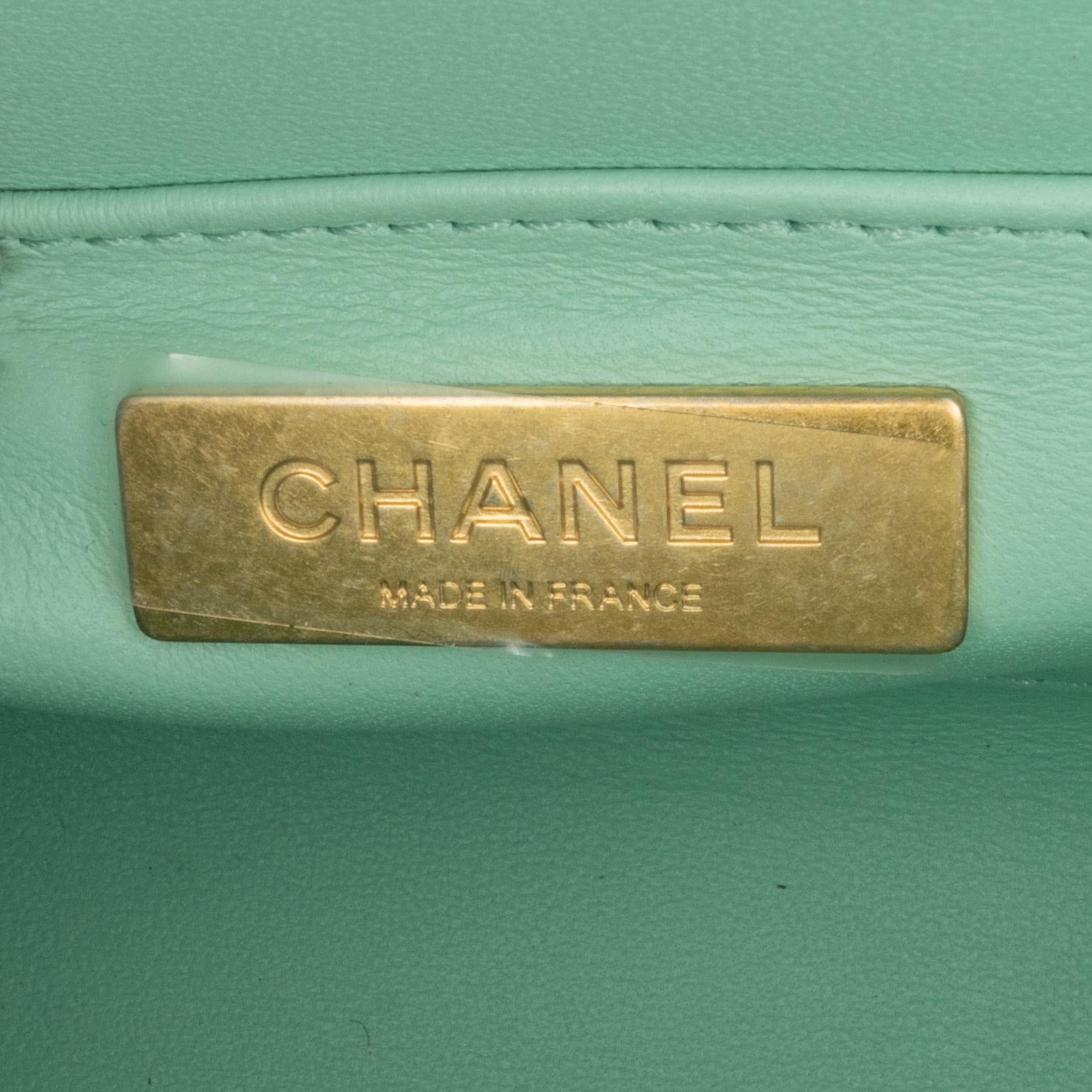 Chanel Quilted Tweed Crush Top Handle Bag (SHG-gVQFkc)