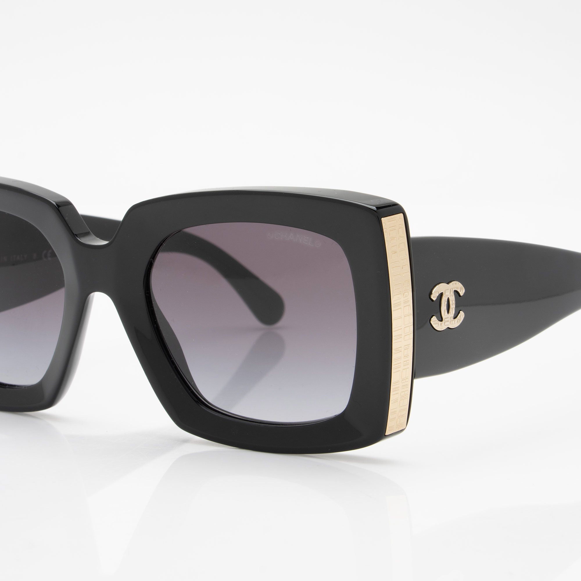 Chanel CC Oversize Rectangle Sunglasses (SHF-4WIMnf)