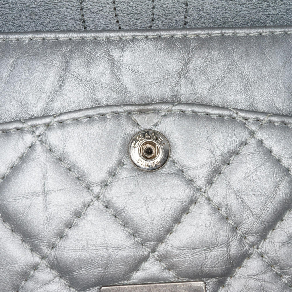 Chanel Reissue 2.55 Aged Calfskin Flap 225