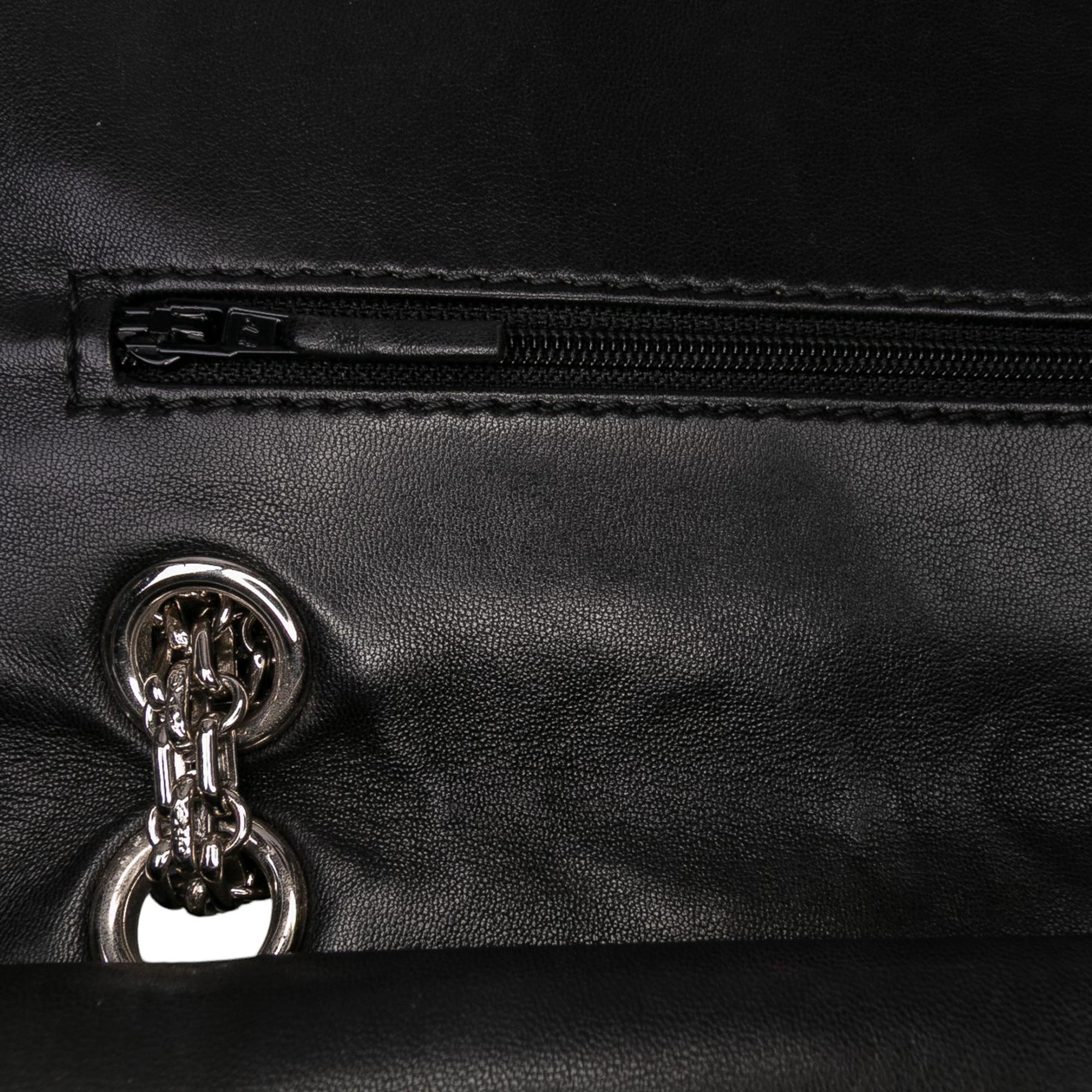 Chanel Reissue 2.55 Patent Double Flap 226