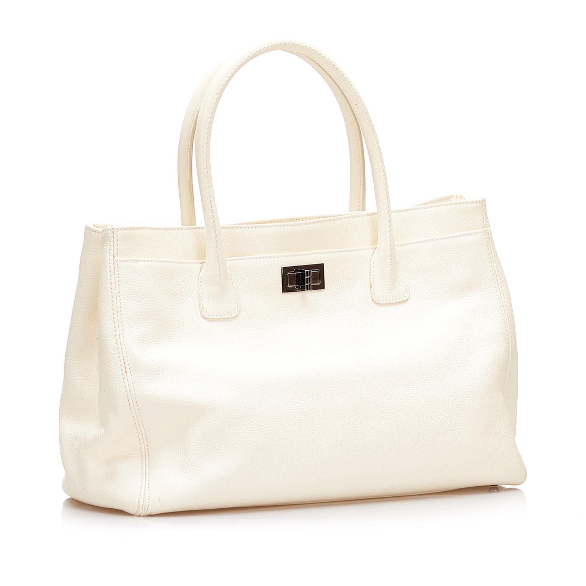 Chanel Reissue Cerf Tote (SHG-35530)