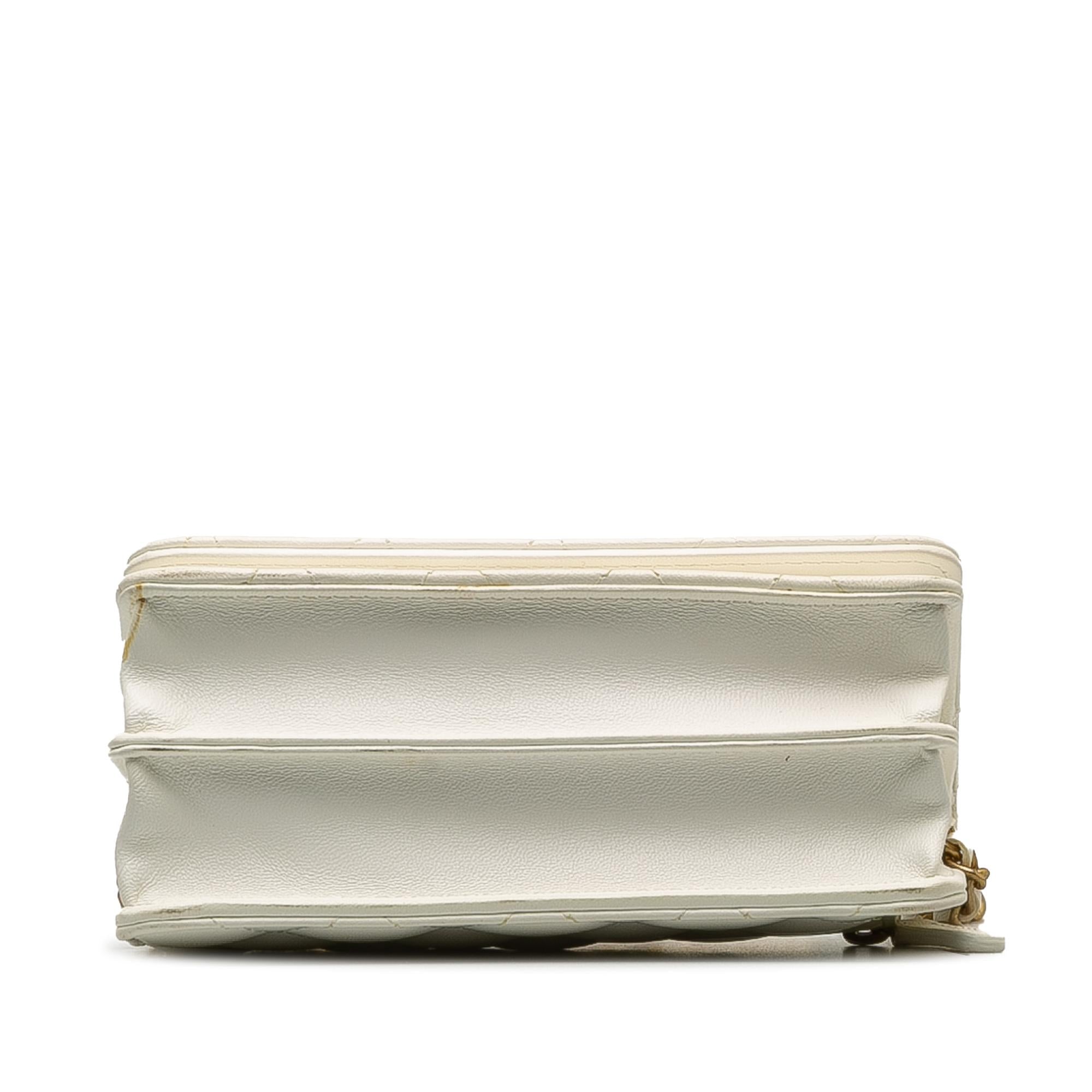 Chanel Romance Lambskin Wallet On Chain (SHG-2KqIZG)