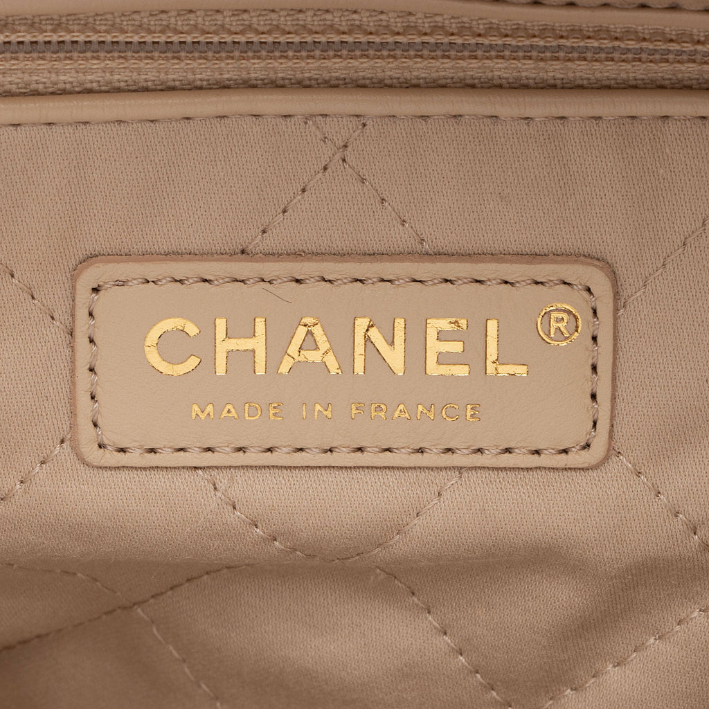 Chanel Shiny Calfskin Chanel 22 Medium Shoulder Bag