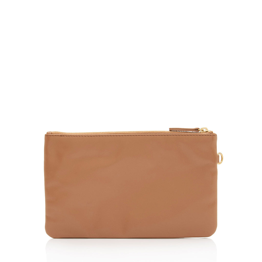 Chanel Shiny Calfskin Small Chanel 22 Pochette (SHF-1lnftM)