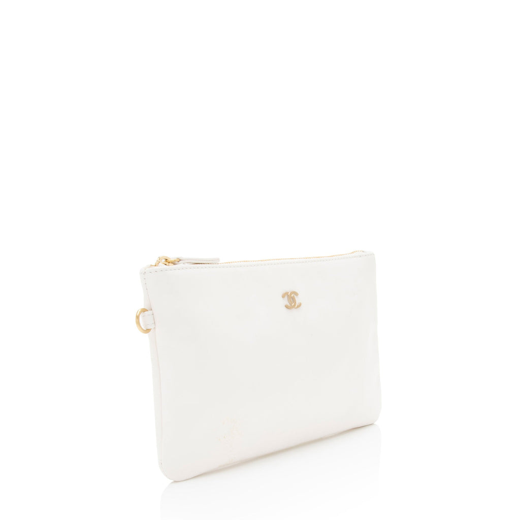 Chanel Shiny Calfskin Small Chanel 22 Pochette