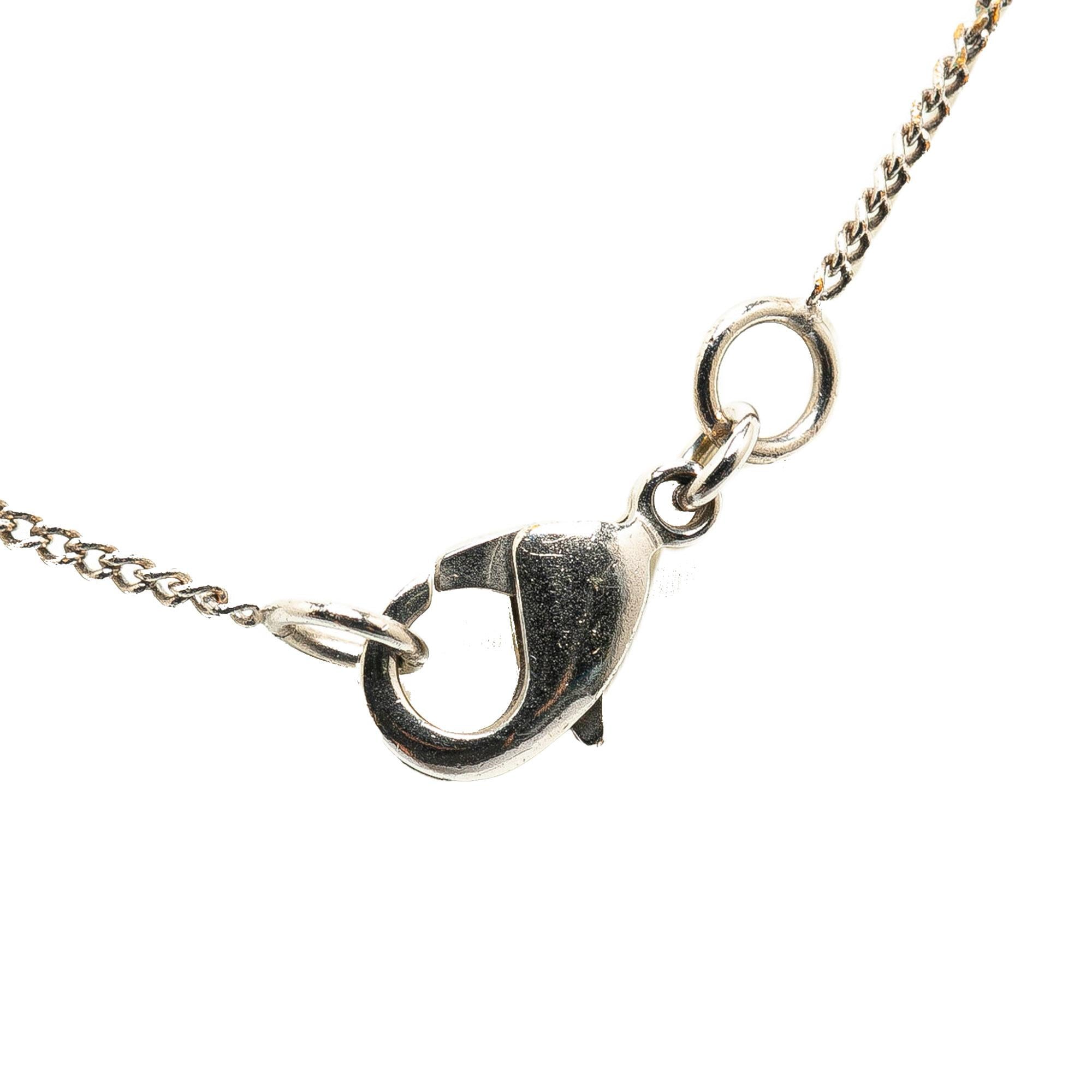 Chanel Silver Plated CC Pendant Necklace (SHG-nUpDpW)