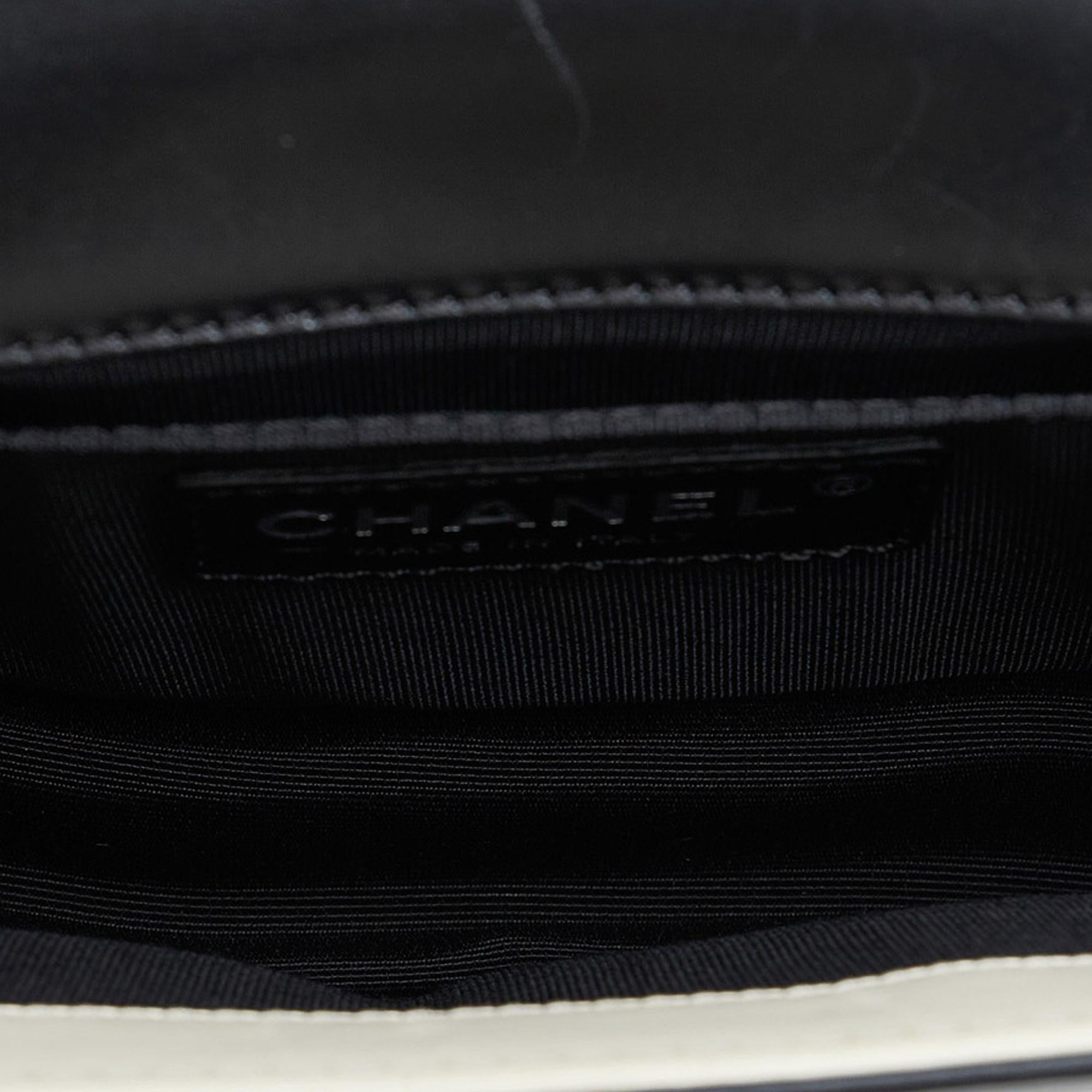 Chanel Small Bicolor Boy (SHG-XPEOTW)