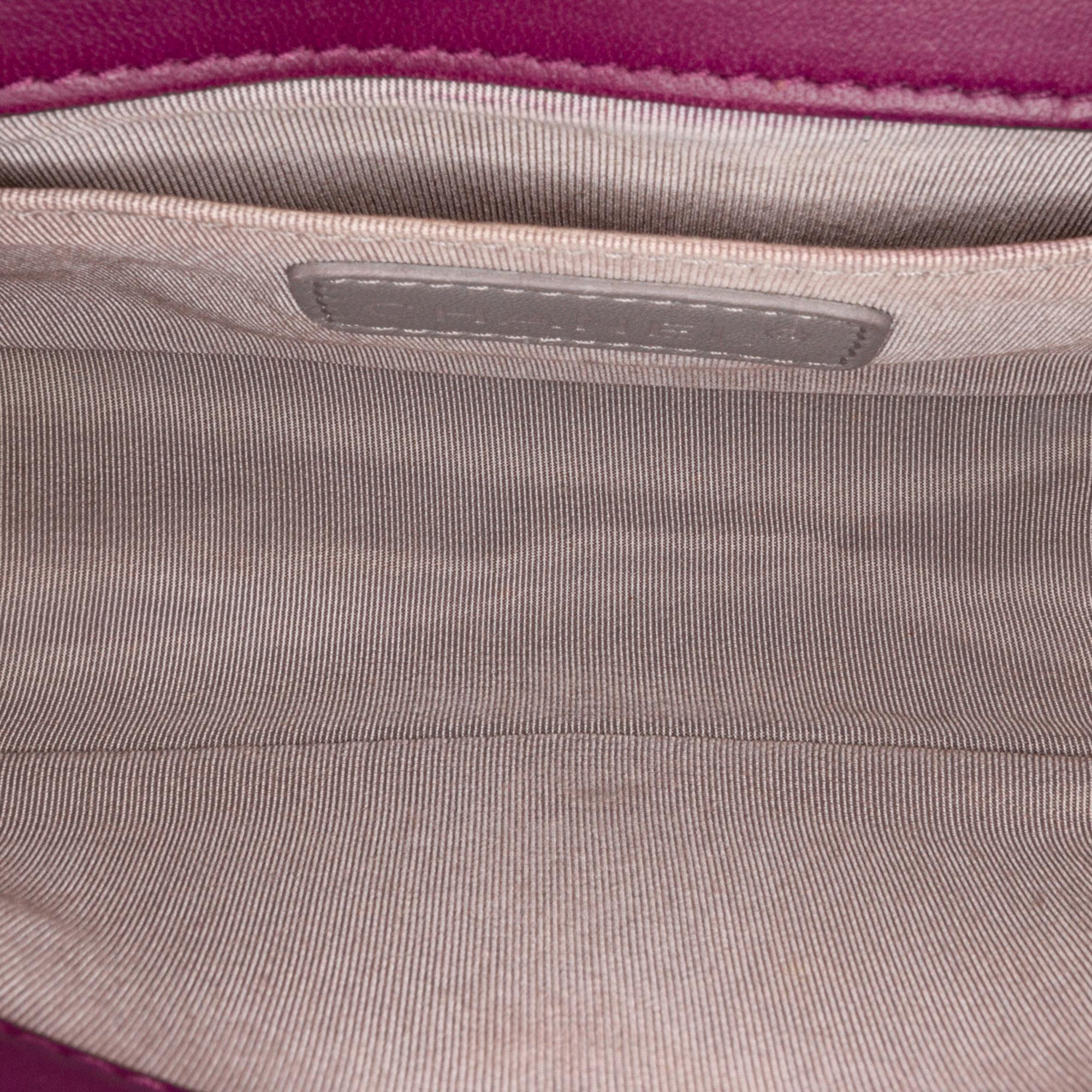 Chanel Small Boy Velvet Flap Bag (SHG-xHXqXz)