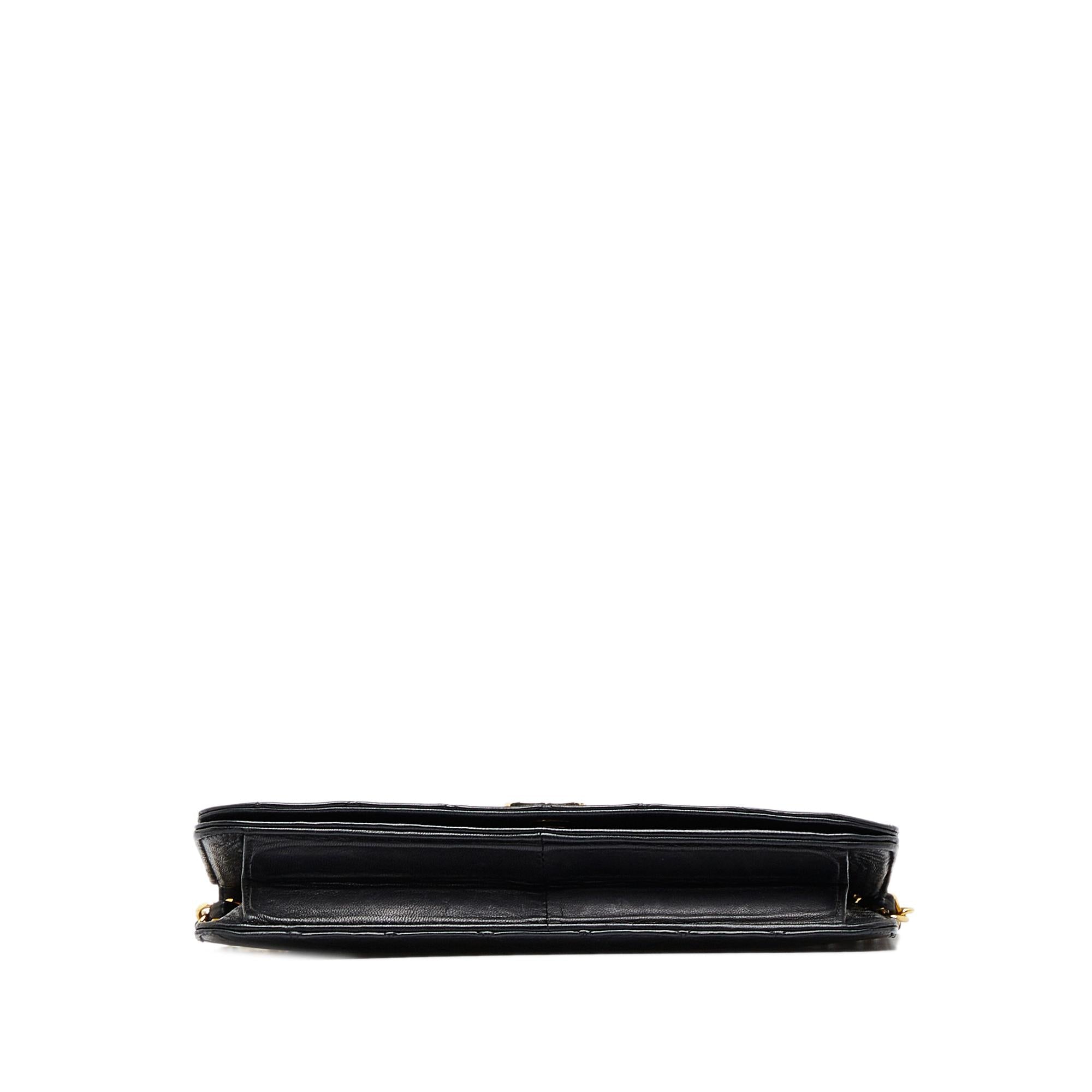 Chanel Small CC Quilted Full Flap Shoulder Bag (SHG-nZYrZm)