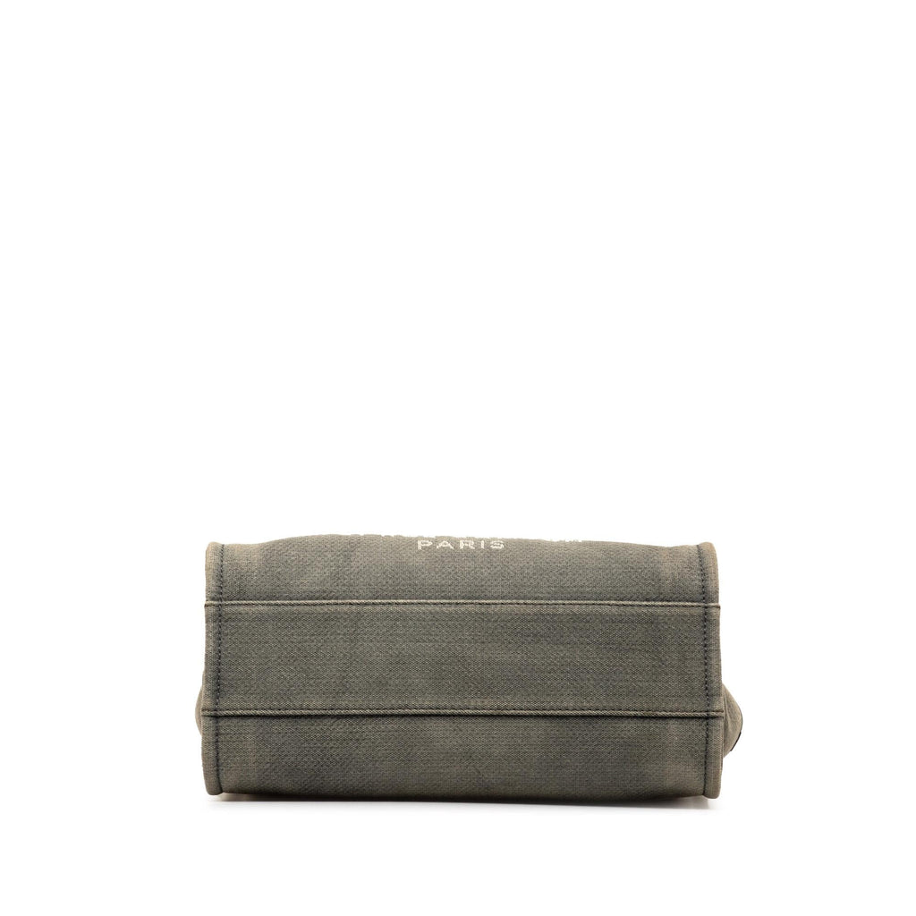 Chanel Small Canvas Deauville Tote (SHG-mmN7Cl)