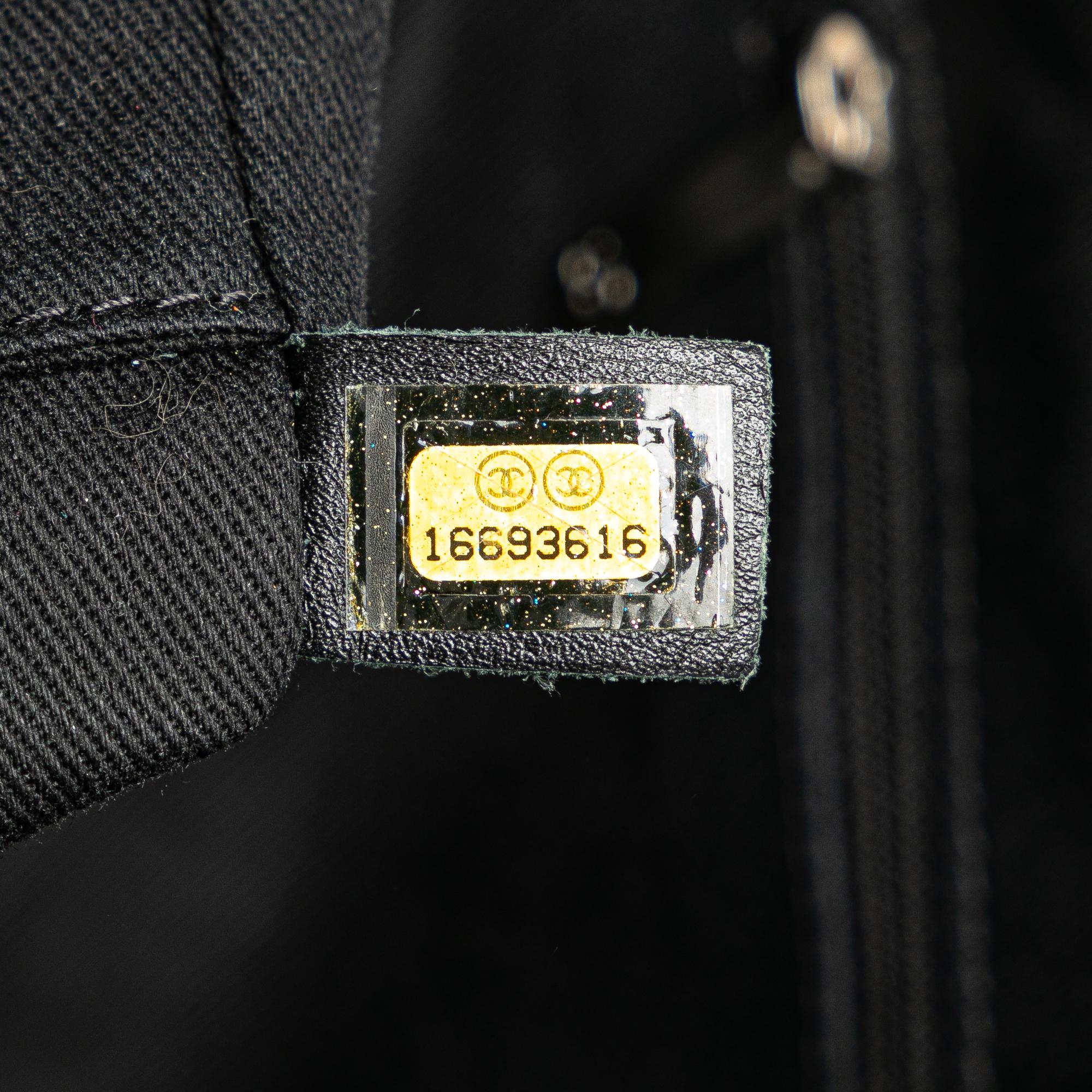 Chanel Small Canvas Deauville Tote (SHG-2Pyf4g)