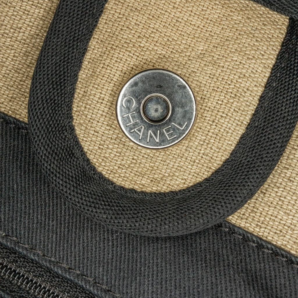 Chanel Small Canvas Deauville Tote (SHG-tFsBMz)