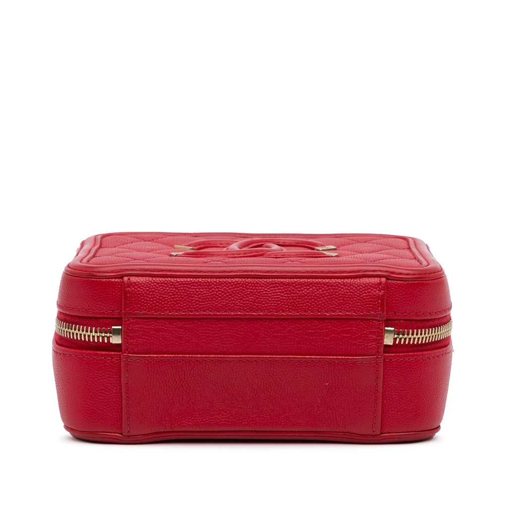 Chanel Small Caviar CC Filigree Vanity Bag (SHG-xceroo)