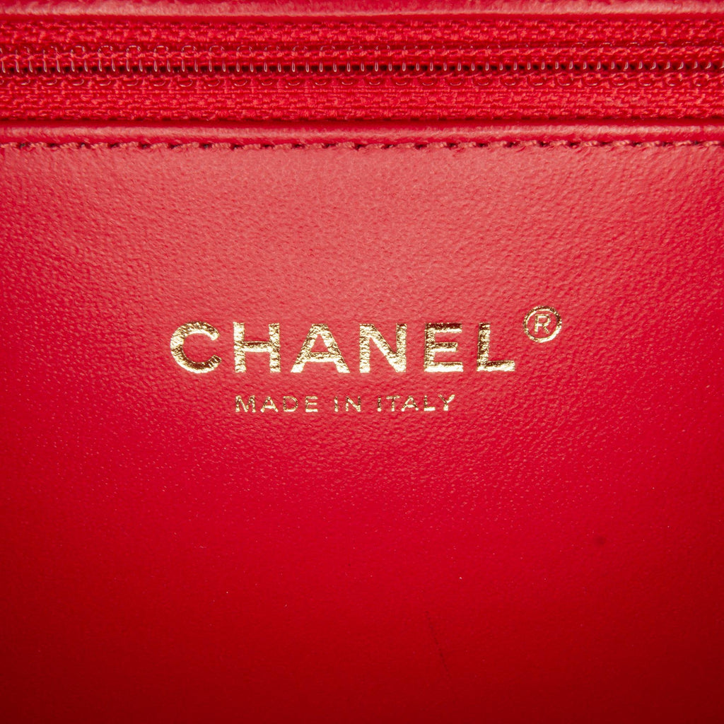 Chanel Small Caviar CC Filigree Vanity Bag (SHG-tNIN6s)