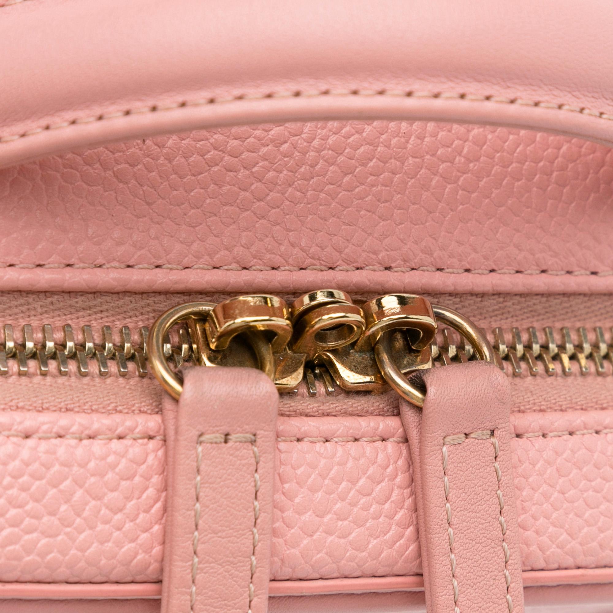 Chanel Small Caviar CC Filigree Vanity Bag (SHG-RkOLyj)