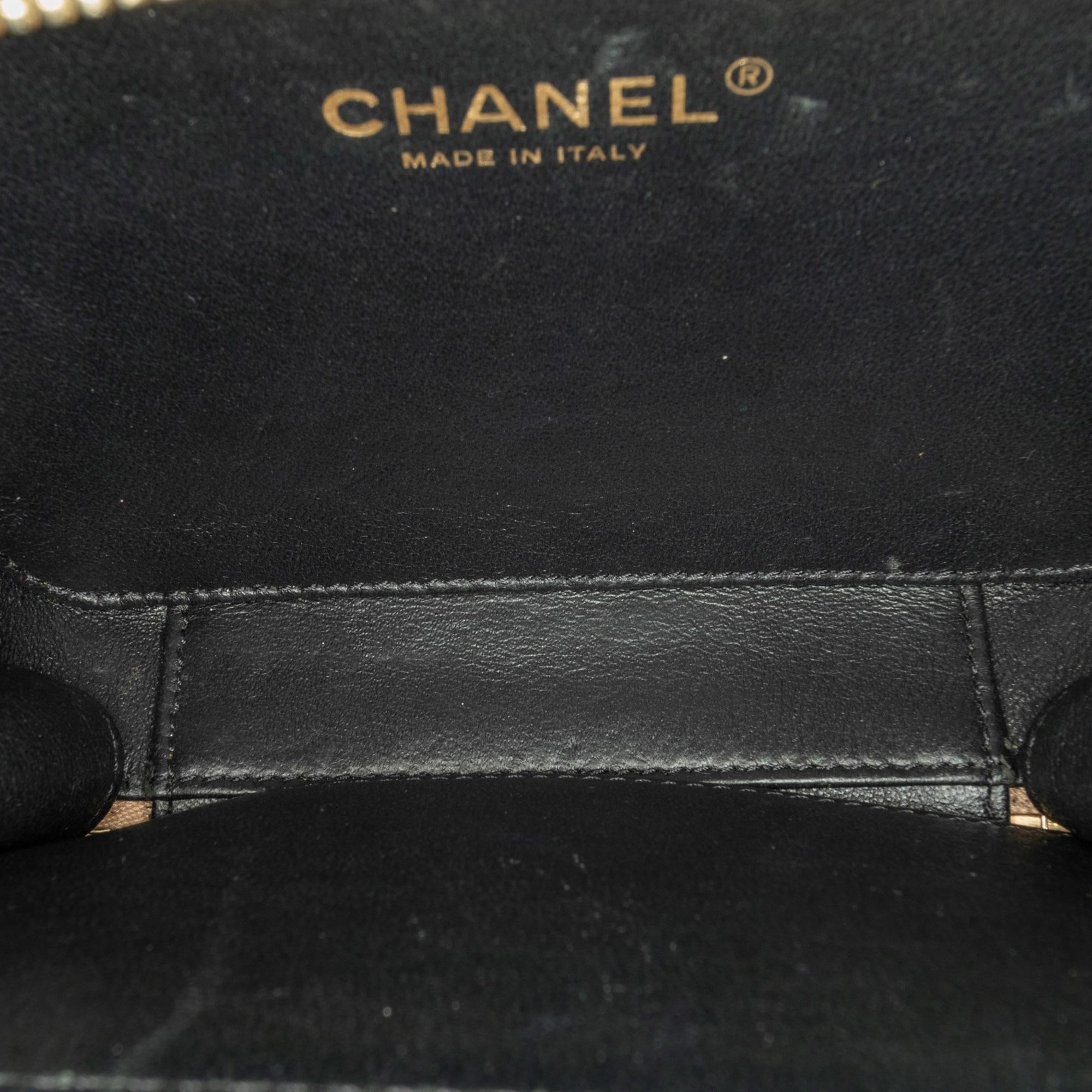 Chanel Small Caviar CC Filigree Vanity Case (SHG-mliWa1)