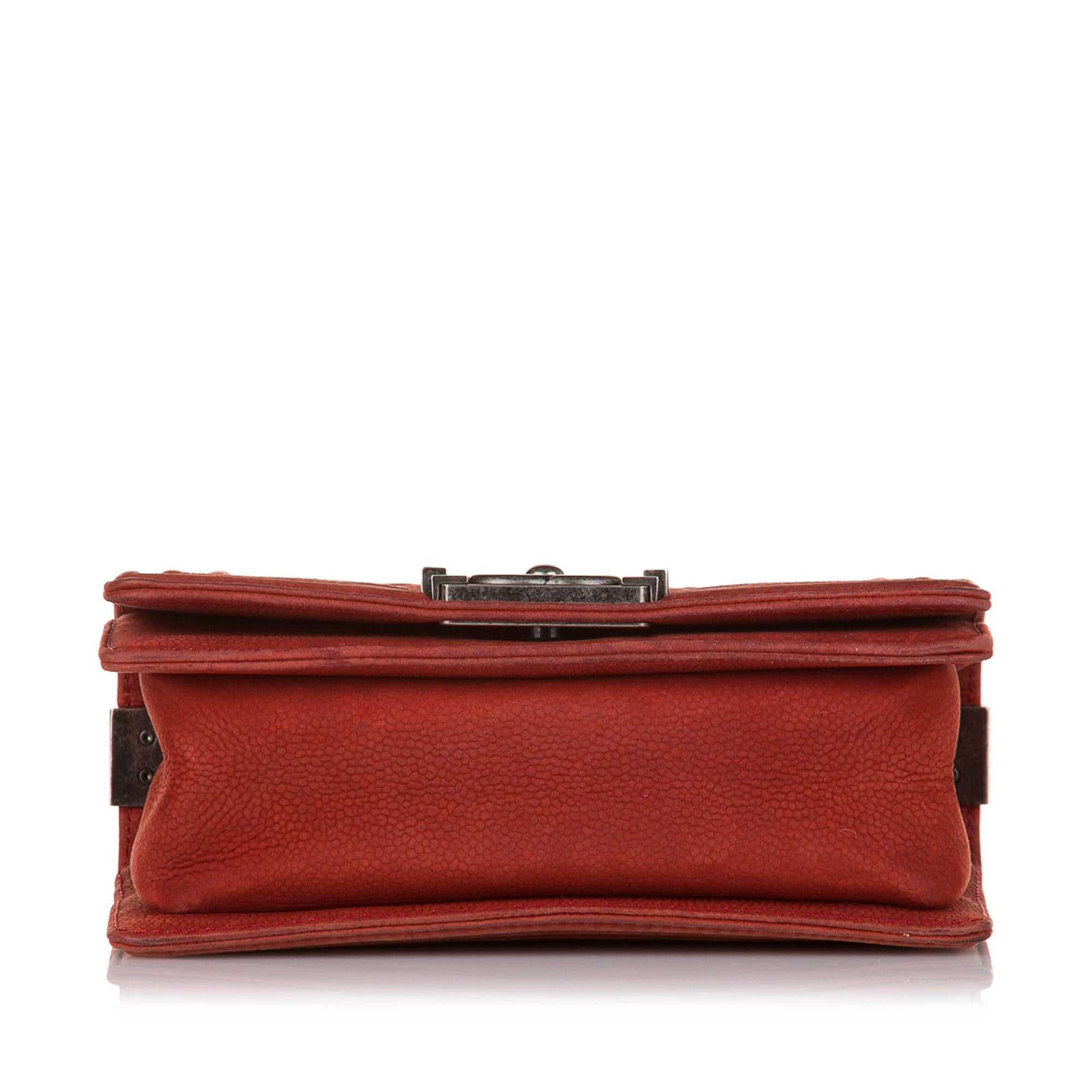 Chanel Small Caviar Le Boy Flap (SHG-9M4kVt)