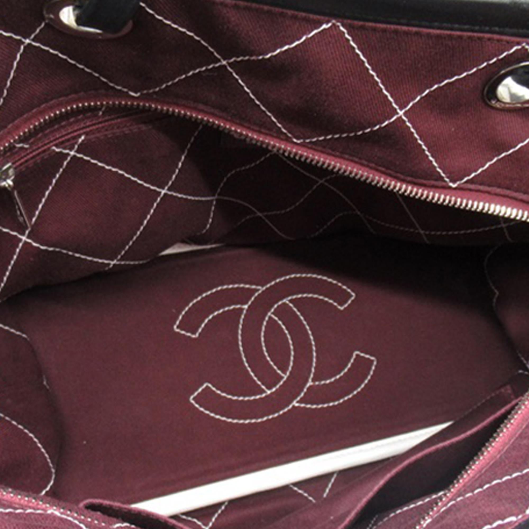 Chanel Small Caviar Shopping Fever Tote (SHG-ZejzPd)