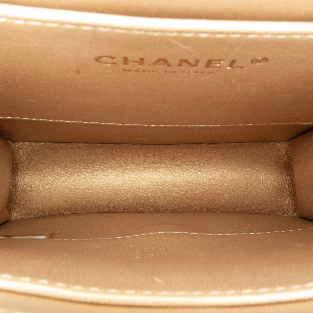 Chanel Small Chic Pearls Flap Bag (SHG-BMZQ5h)
