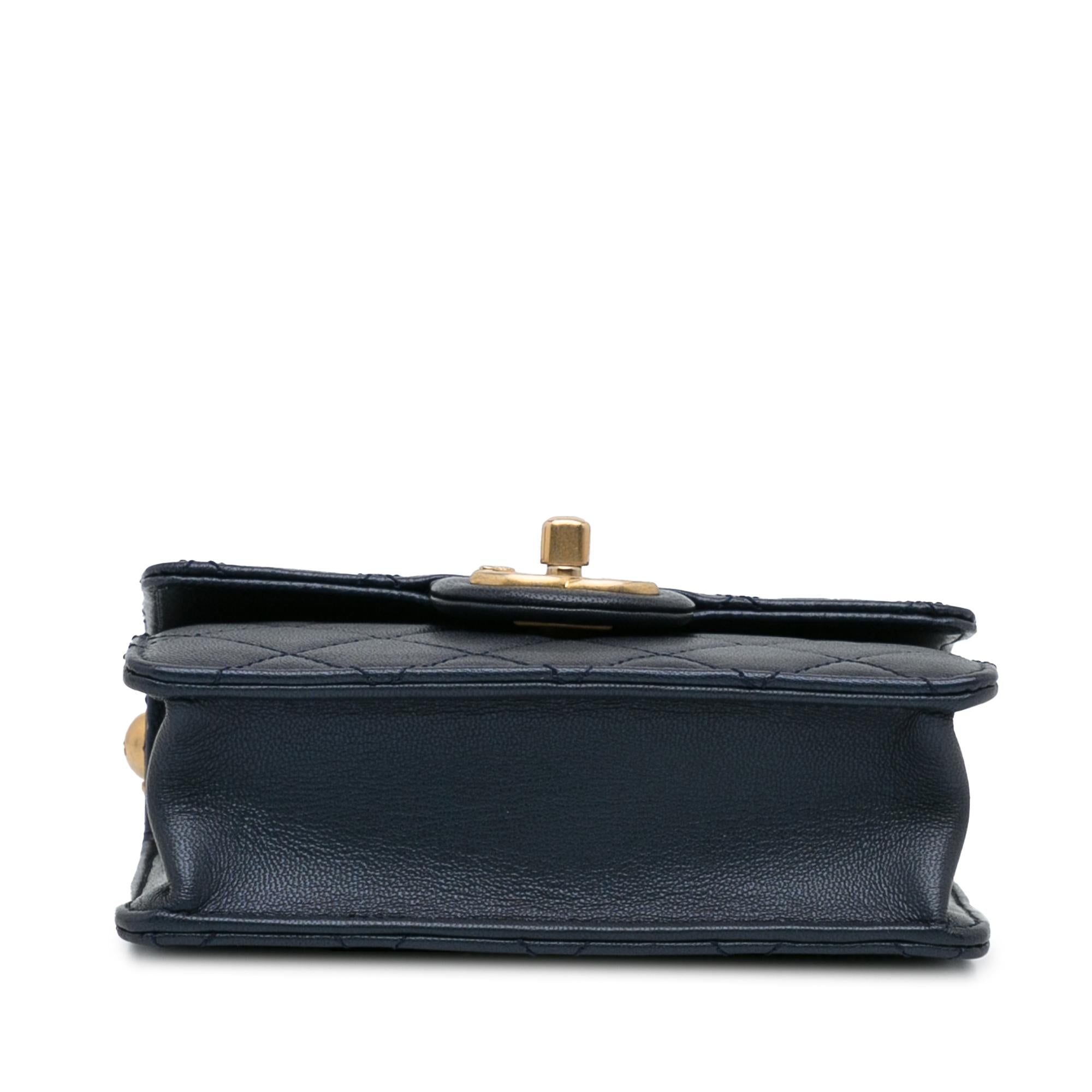 Chanel Small Chic Pearls Flap Bag (SHG-t5gHz6)