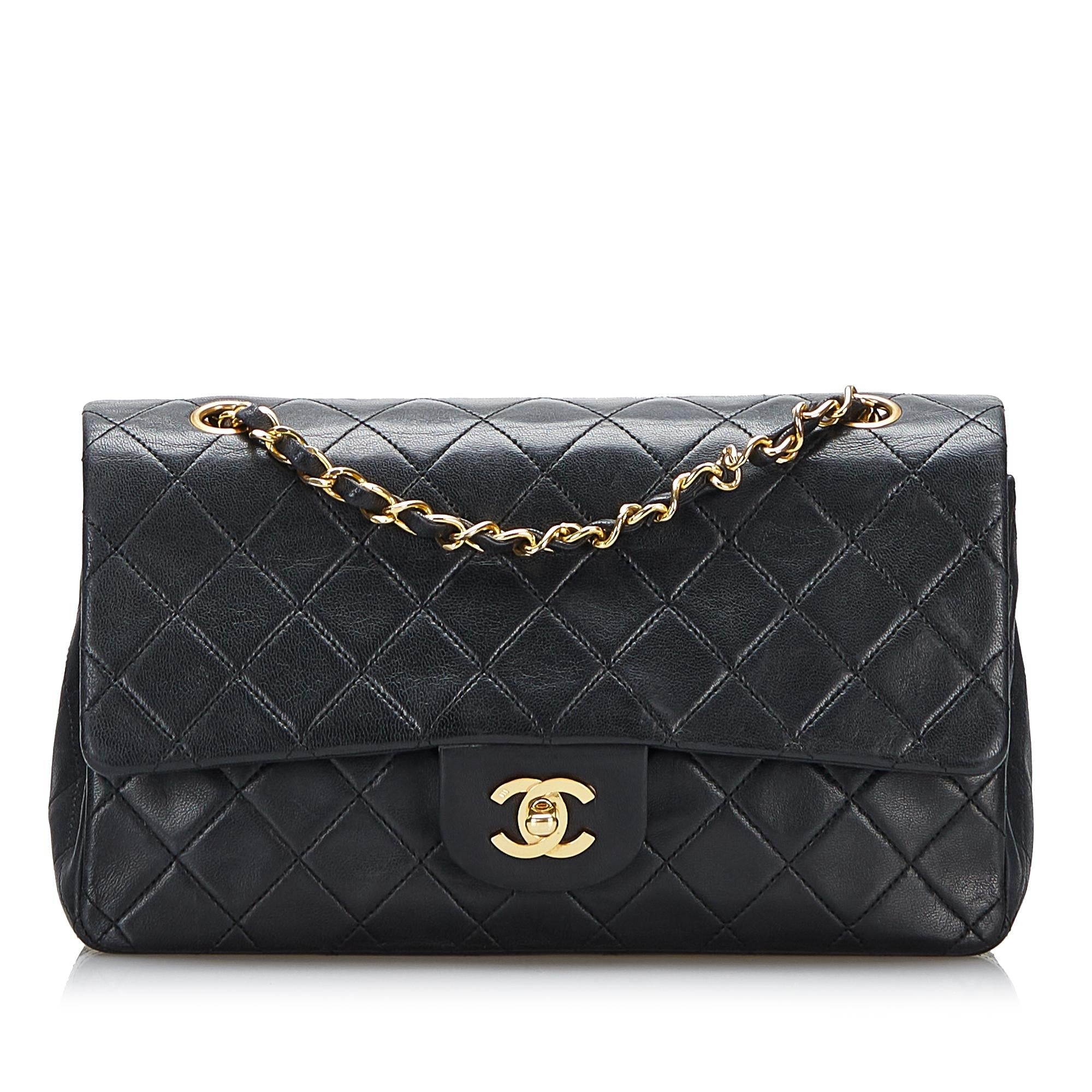 Chanel Small Classic Lambskin Double Flap (SHG-3QYLwV)