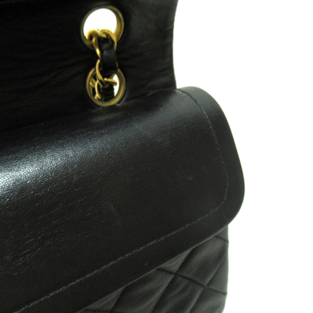 Chanel Small Classic Lambskin Double Flap (SHG-mjPAeK)