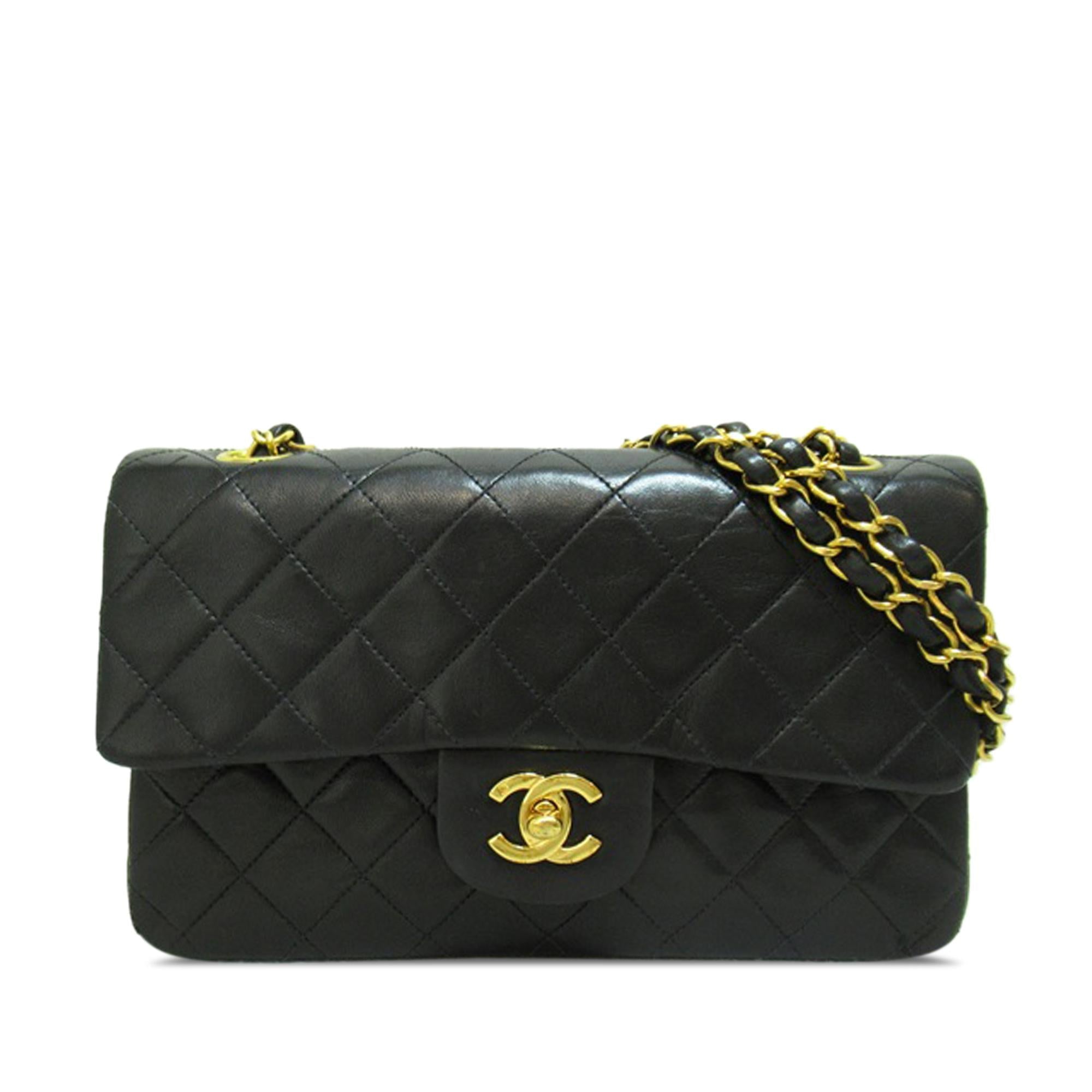 Chanel Small Classic Lambskin Double Flap (SHG-mjPAeK)