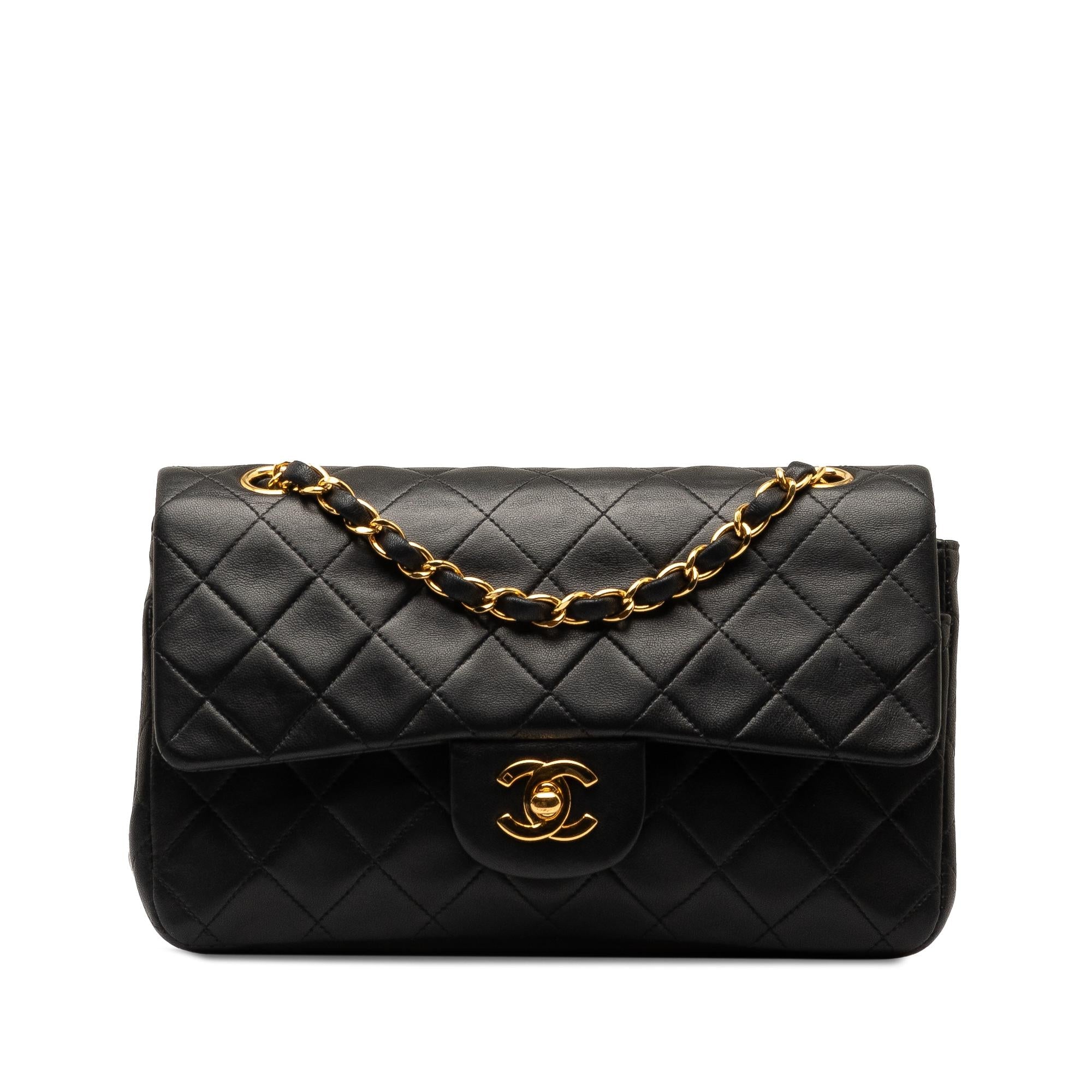 Chanel Small Classic Lambskin Double Flap (SHG-asIK7n)