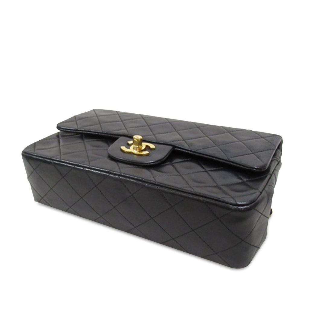 Chanel Small Classic Lambskin Double Flap (SHG-k39ucA)