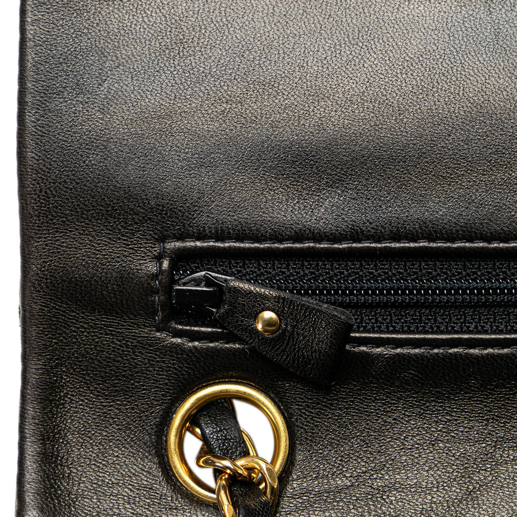 Chanel Small Classic Lambskin Double Flap (SHG-HJFEAA)