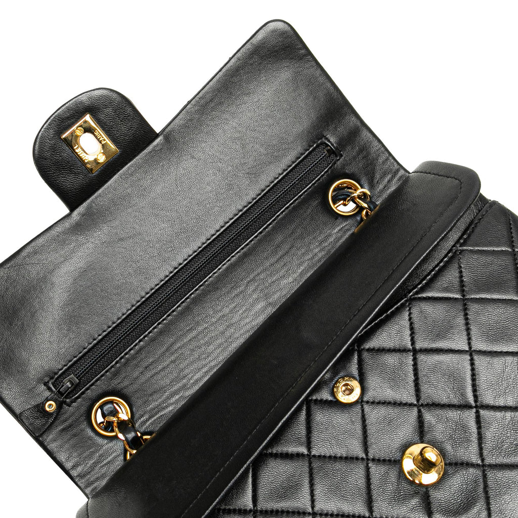 Chanel Small Classic Lambskin Double Flap (SHG-uhzzcD)