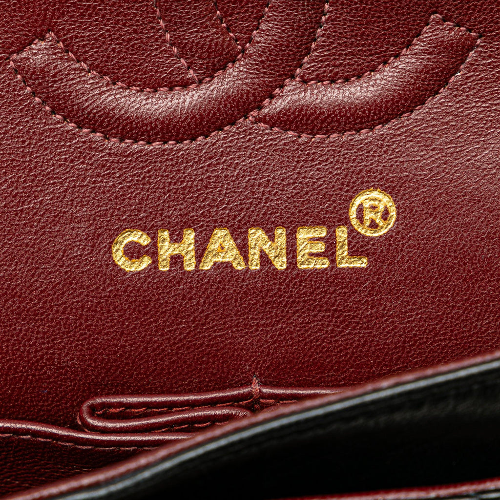 Chanel Small Classic Lambskin Double Flap (SHG-uhzzcD)