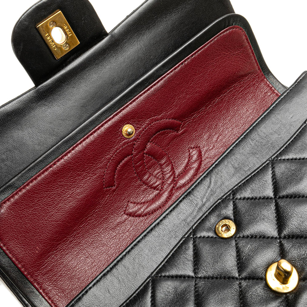 Chanel Small Classic Lambskin Double Flap (SHG-EPrdcl)