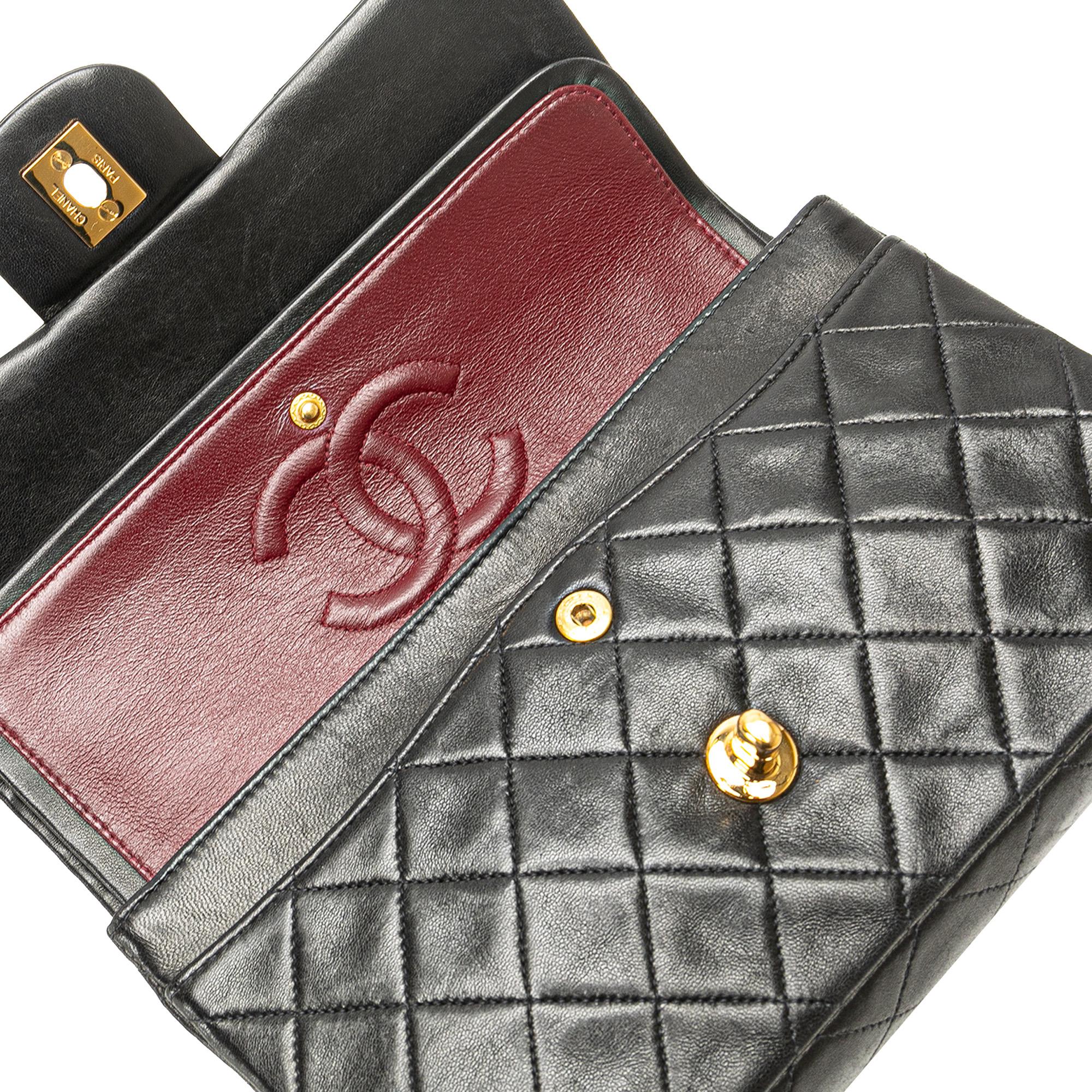 Chanel Small Classic Lambskin Double Flap (SHG-3kJqlg)