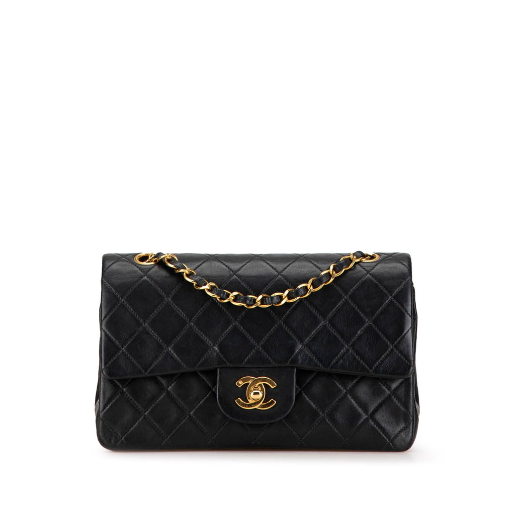 Chanel Small Classic Lambskin Double Flap (SHG-FdUf9U)
