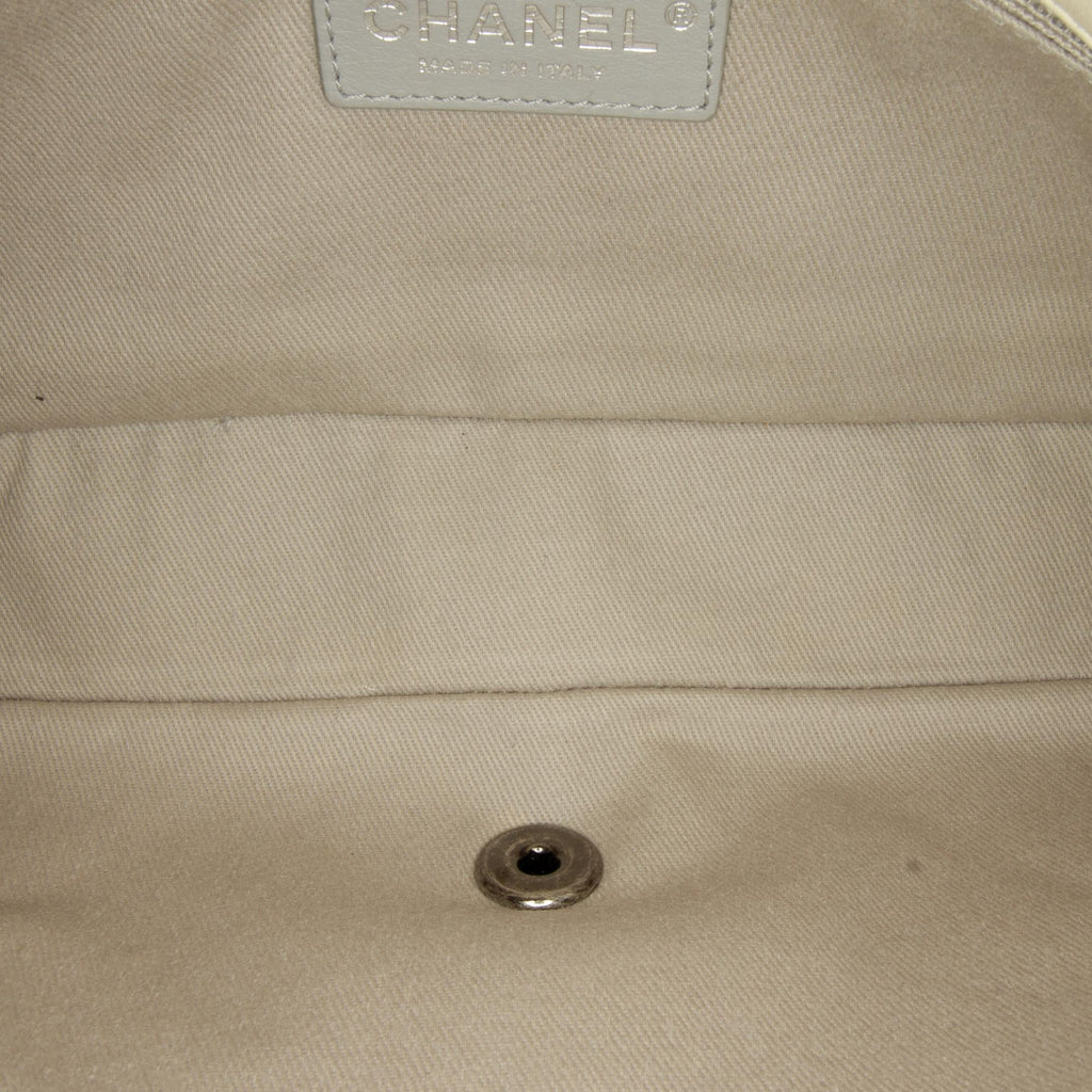 Chanel Small Classic Tweed Flap Bag (SHG-j8wOZn)