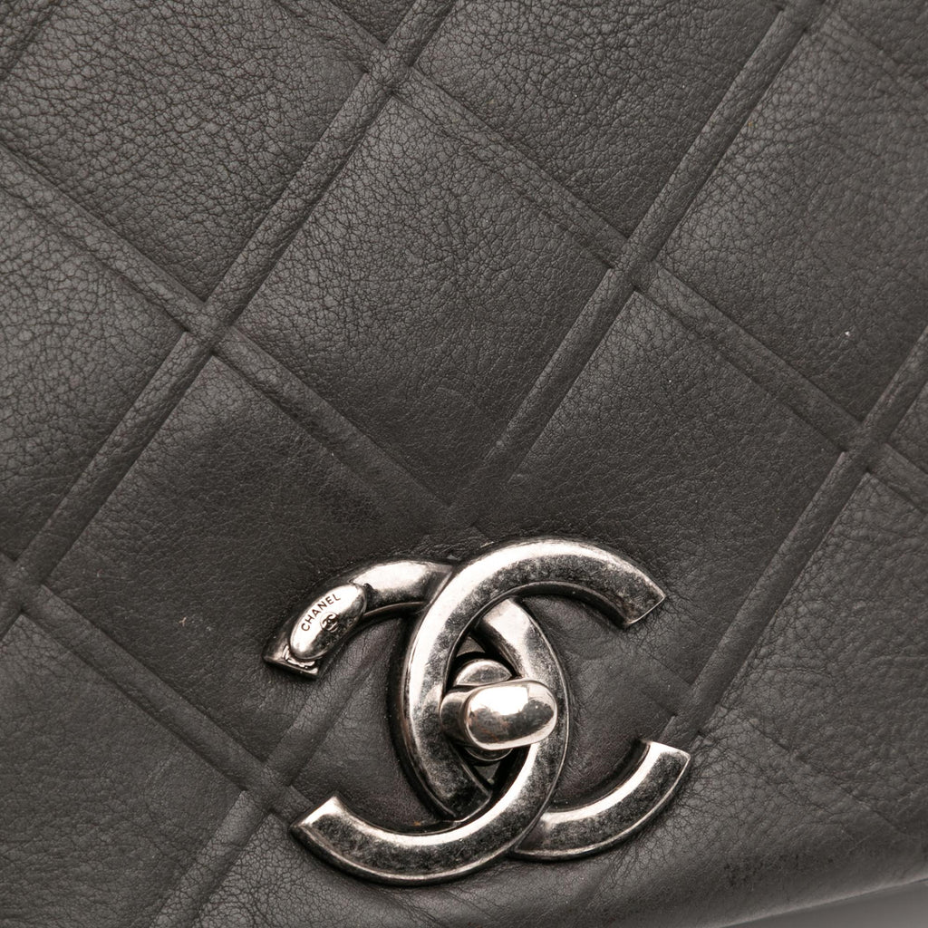 Chanel Small Diamond Embossed Calfskin New Chic Flap