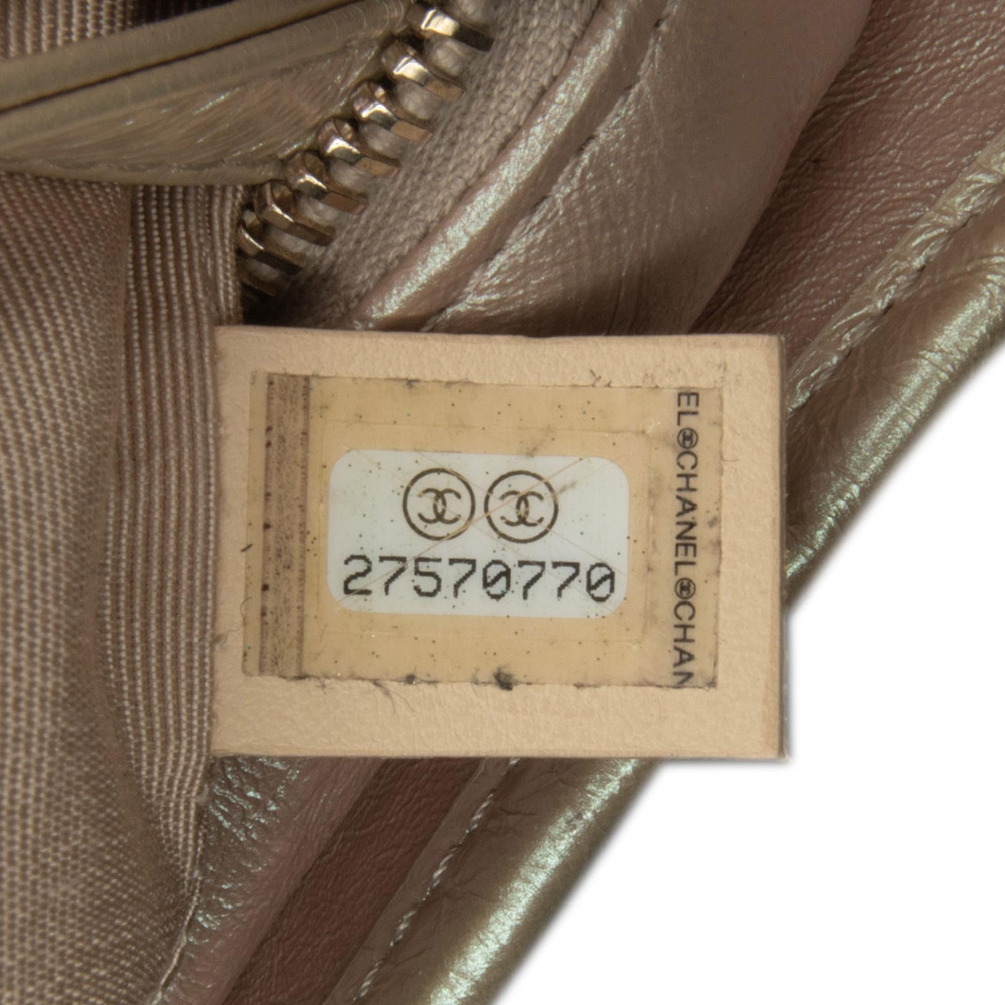 Chanel Small Iridescent Gabrielle Crossbody (SHG-zfyb3v)