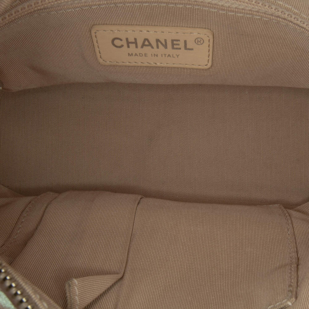 Chanel Small Iridescent Gabrielle Crossbody (SHG-zfyb3v)
