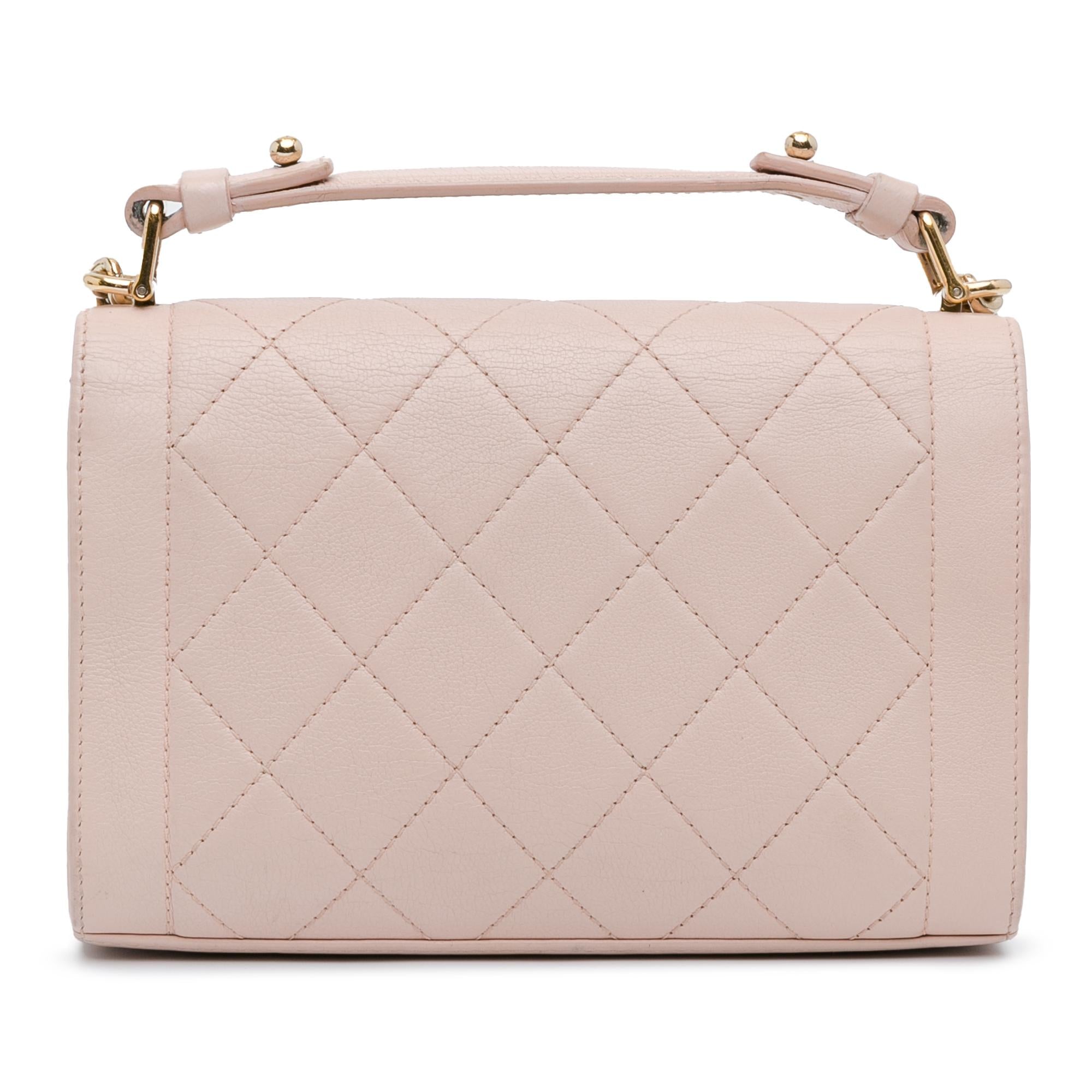 Chanel Small Label Click Flap (SHG-QnR6V5)