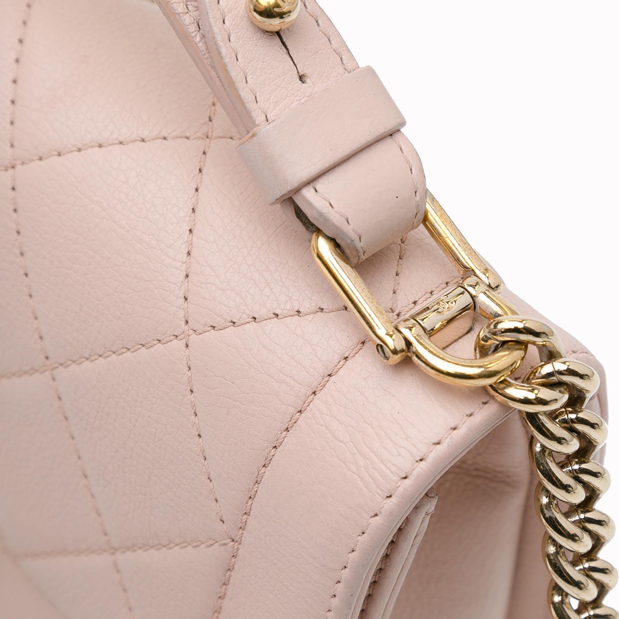 Chanel Small Label Click Flap (SHG-QnR6V5)