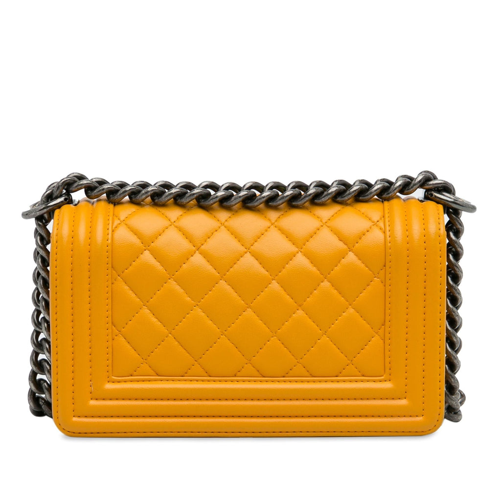 Chanel Small Lambskin Boy Flap (SHG-TzClIp)