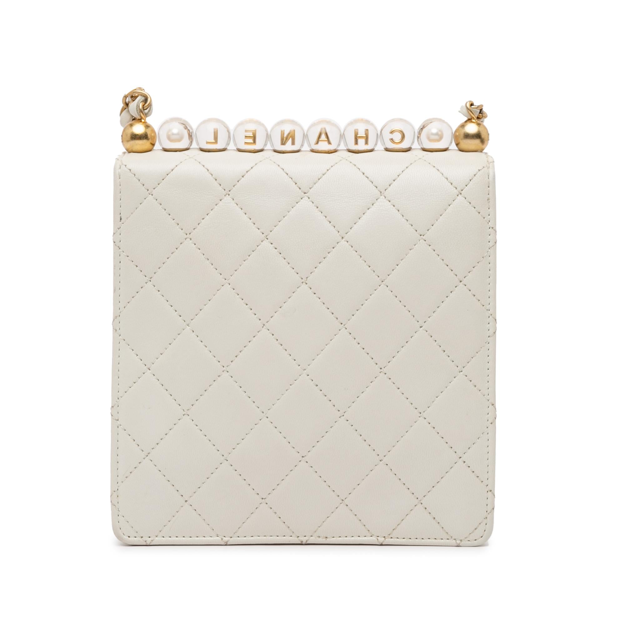 Chanel Small Lambskin Chic Pearls Flap (SHG-NEndrv)