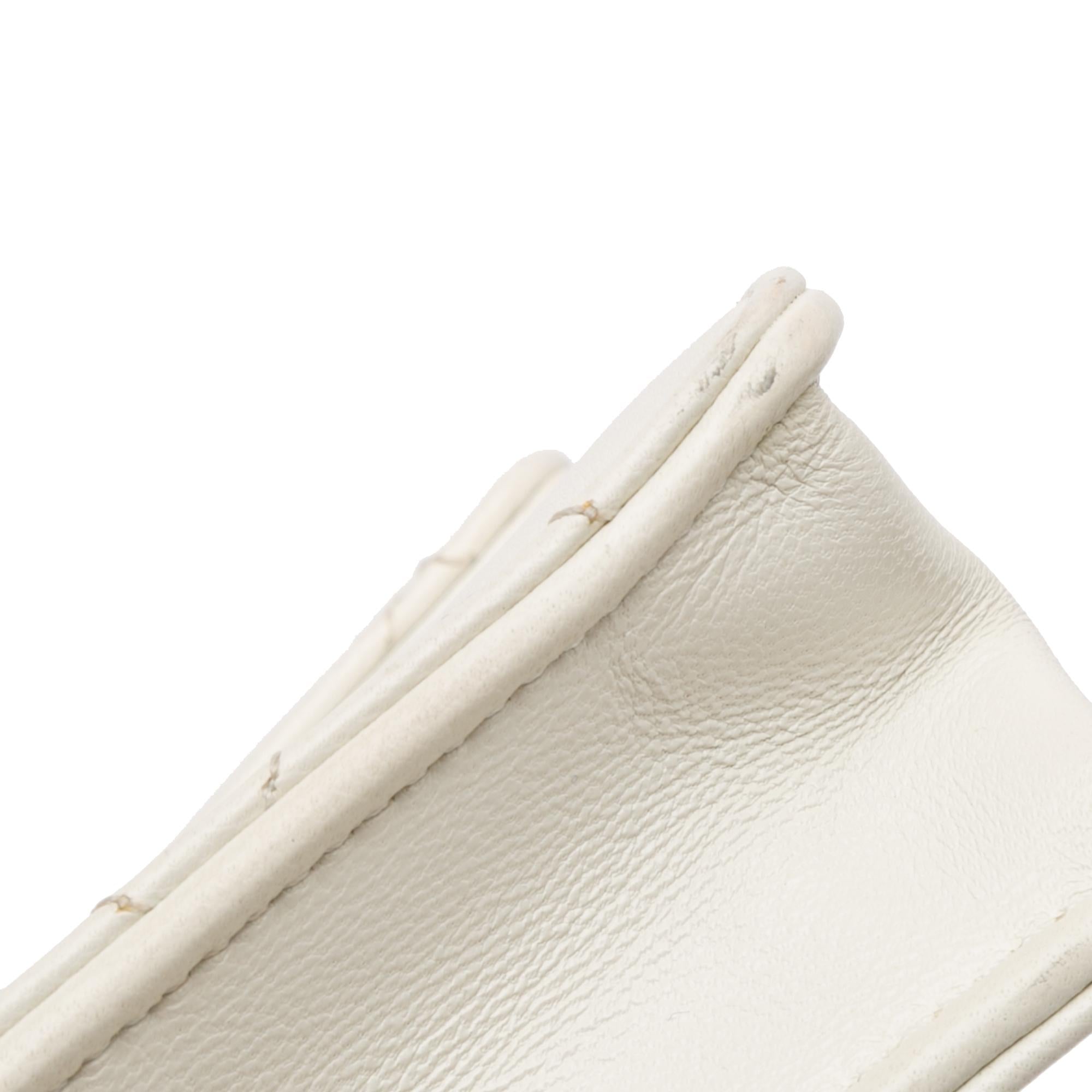 Chanel Small Lambskin Chic Pearls Flap (SHG-dGzanu)