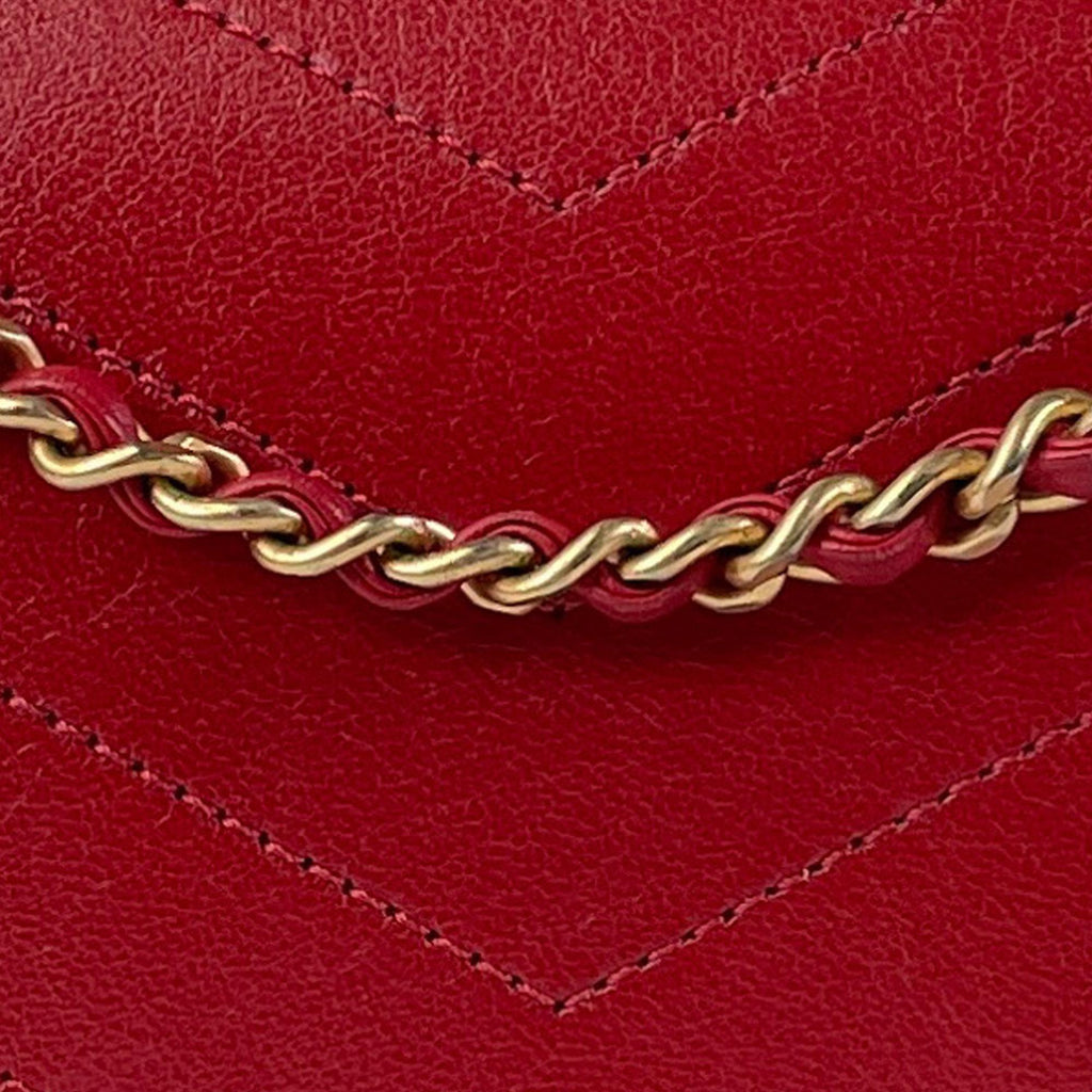 Chanel Small Lambskin Coco Chevron Envelope Flap Bag (SHG-pi3CHQ)