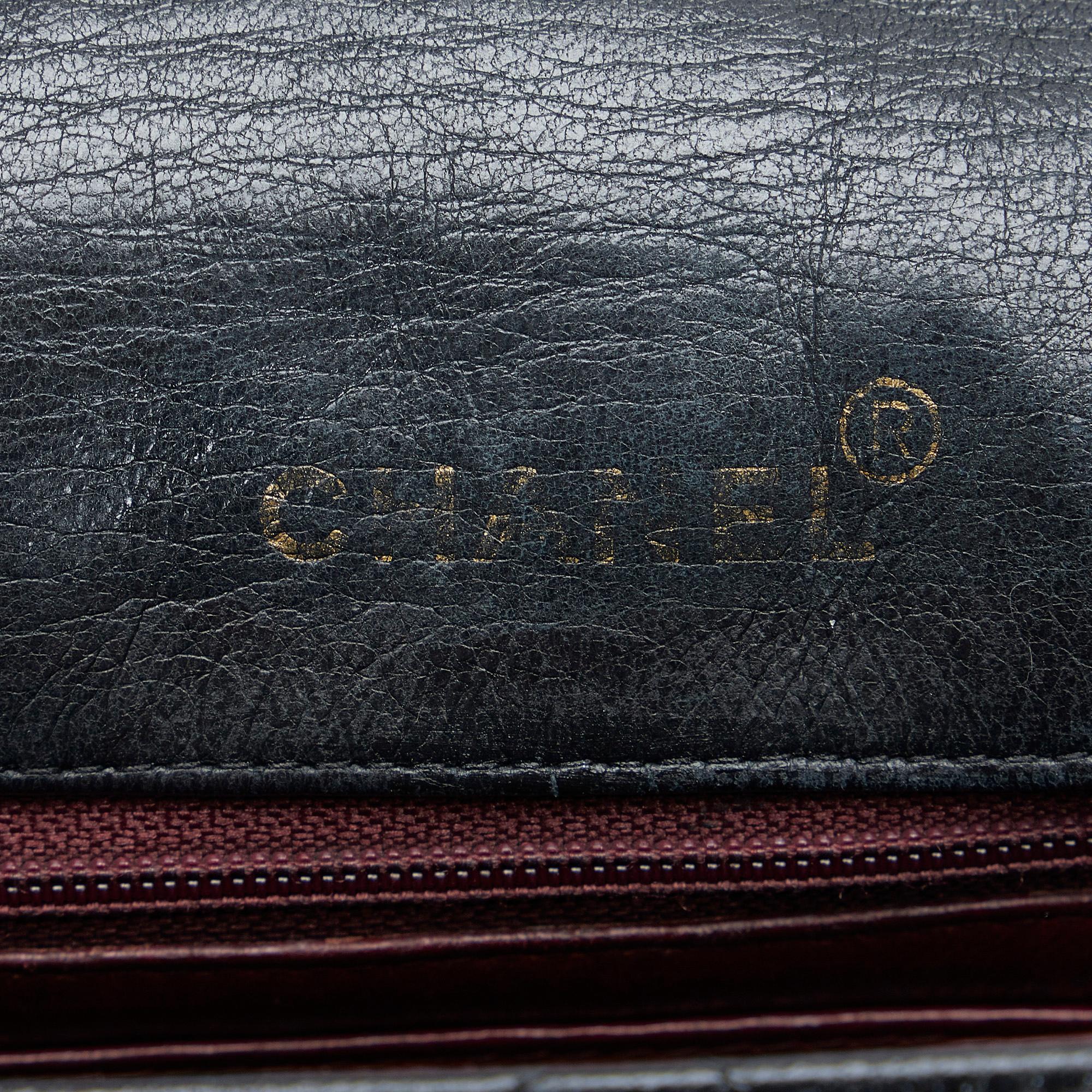 Chanel Small Lambskin Diana Flap (SHG-8DGqg7)