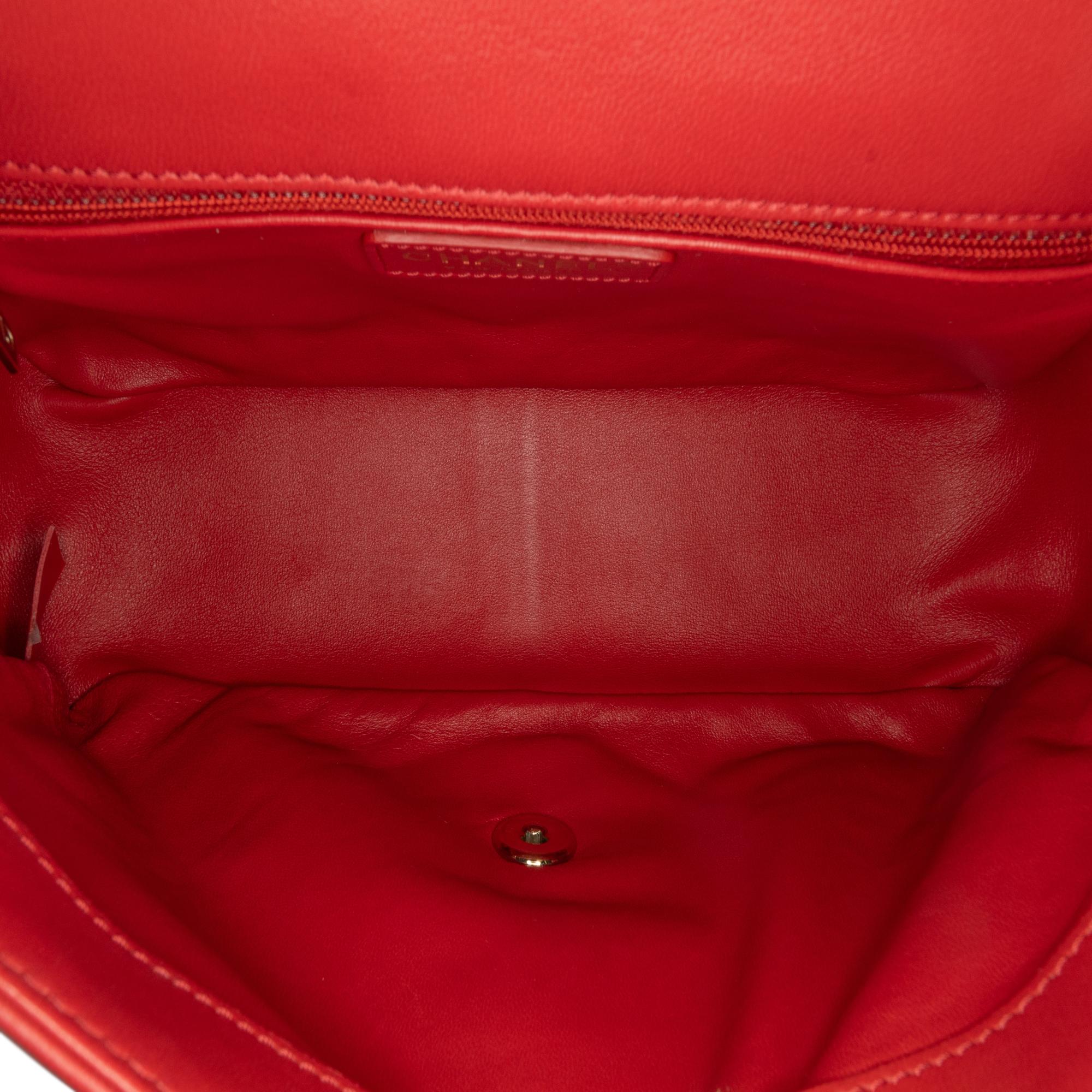 Chanel Small Lambskin Easy Carry Flap (SHG-TT4XIm)