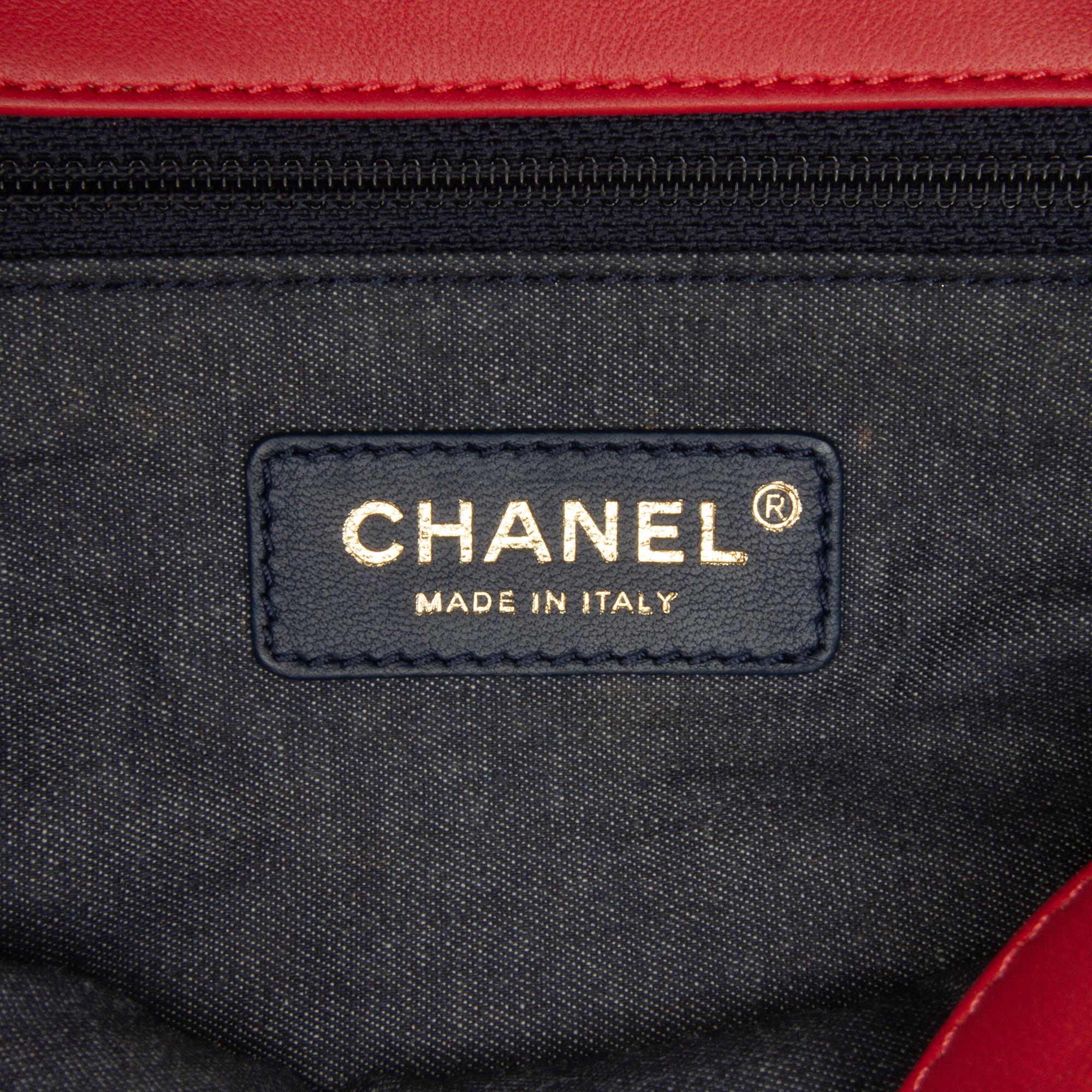 Chanel Small Lambskin Elegant Chain Single Flap (SHG-e6gpic)